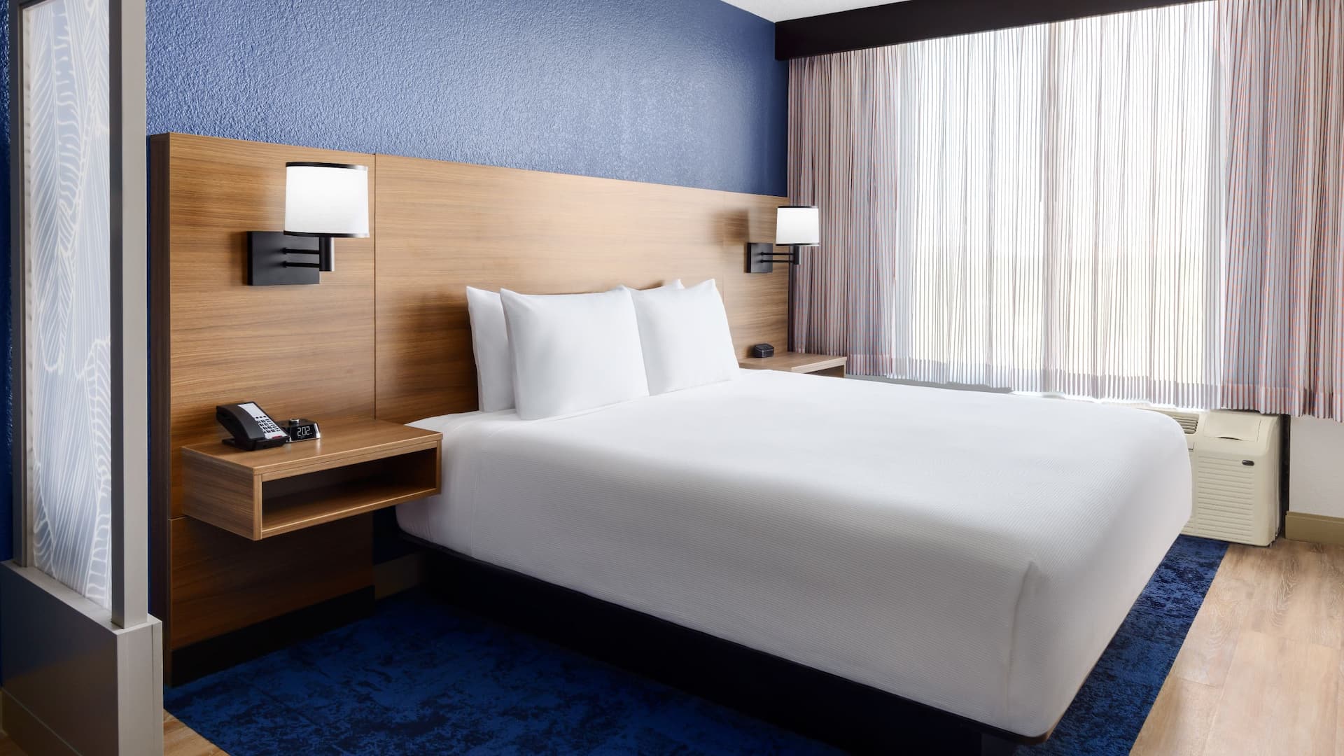 1 de 7 Hyatt Place Orlando / I-Drive / Convention Center King Room Overview
