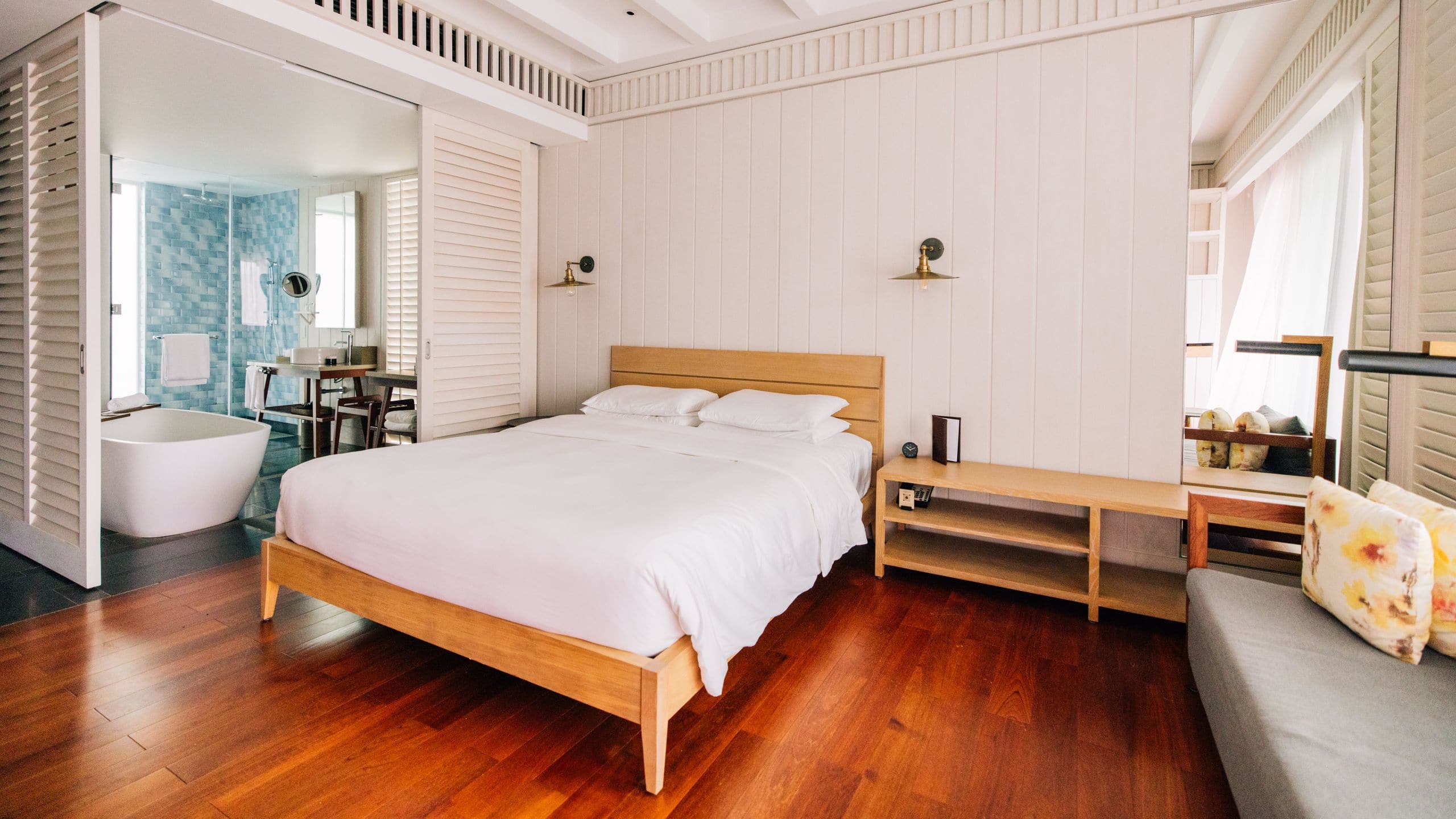 1 von 5 Park Hyatt St. Kitts Christophe Harbour Standard Guestroom Bed