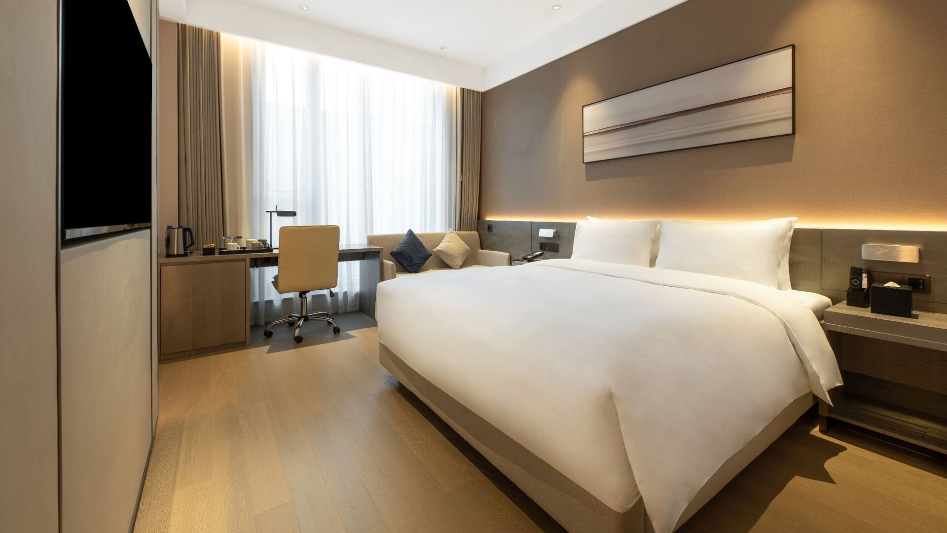 Hyatt Place Linyi People's Square One King Bed Bedroom