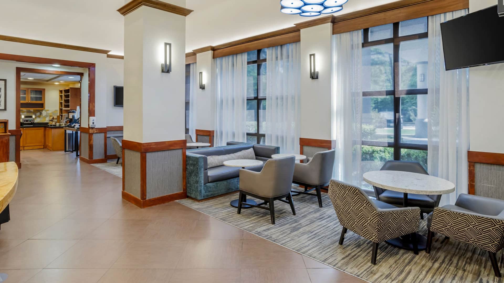Hyatt Place Houston-North Lobby