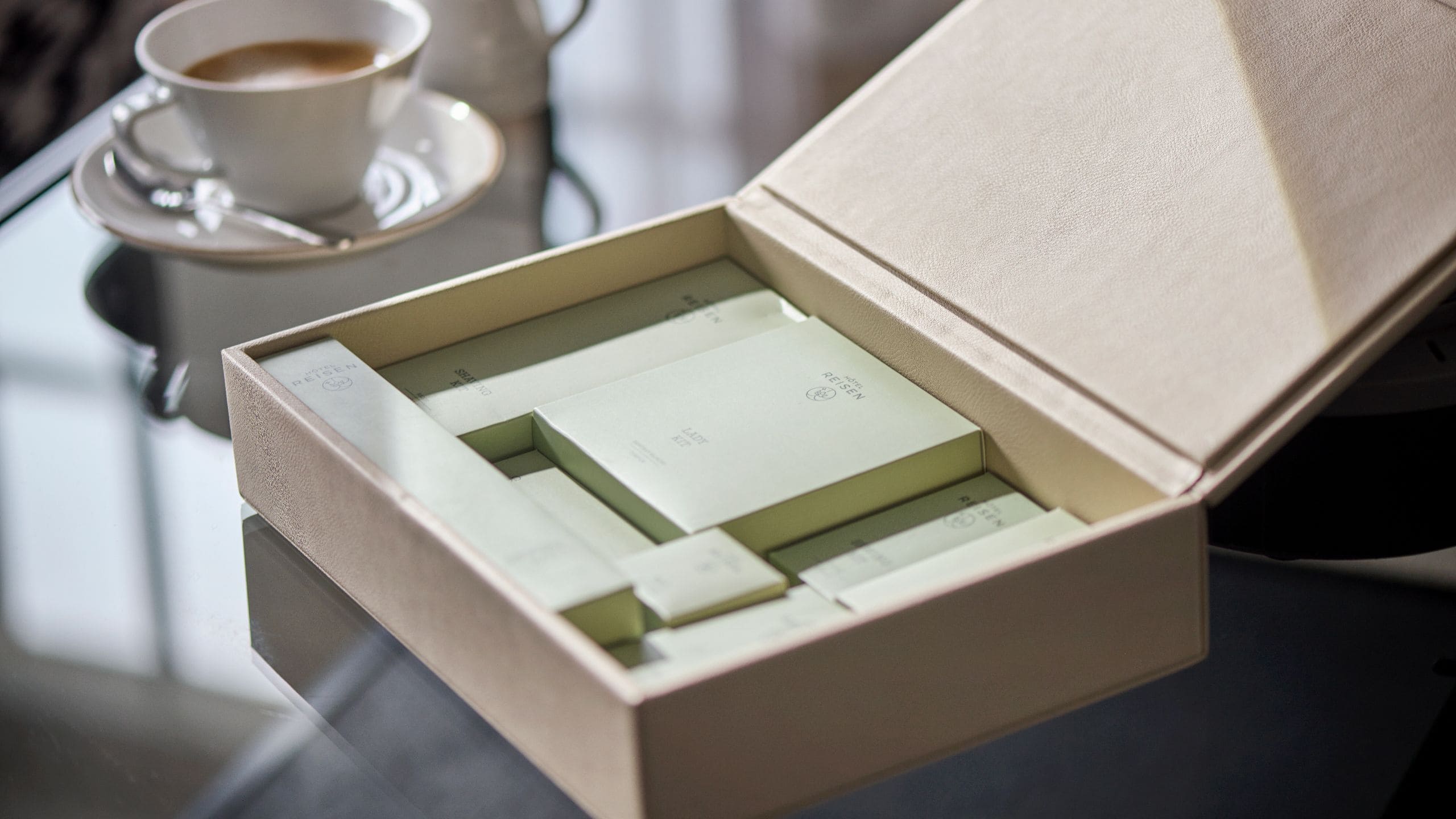 第 7，共 7 Hôtel Reisen Amenity Box