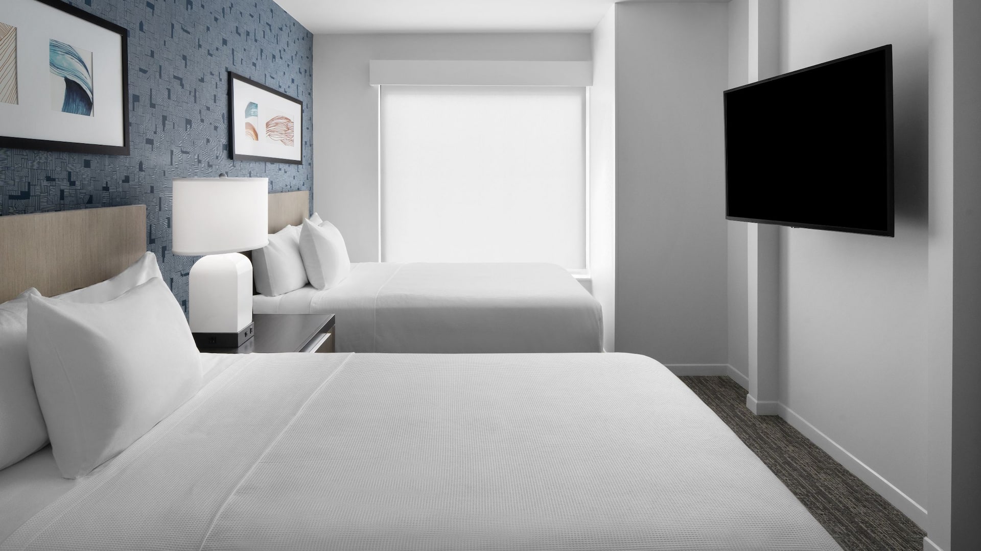 Hyatt House Lansing / University Area Double Queen One Bedroom Suite Bedroom