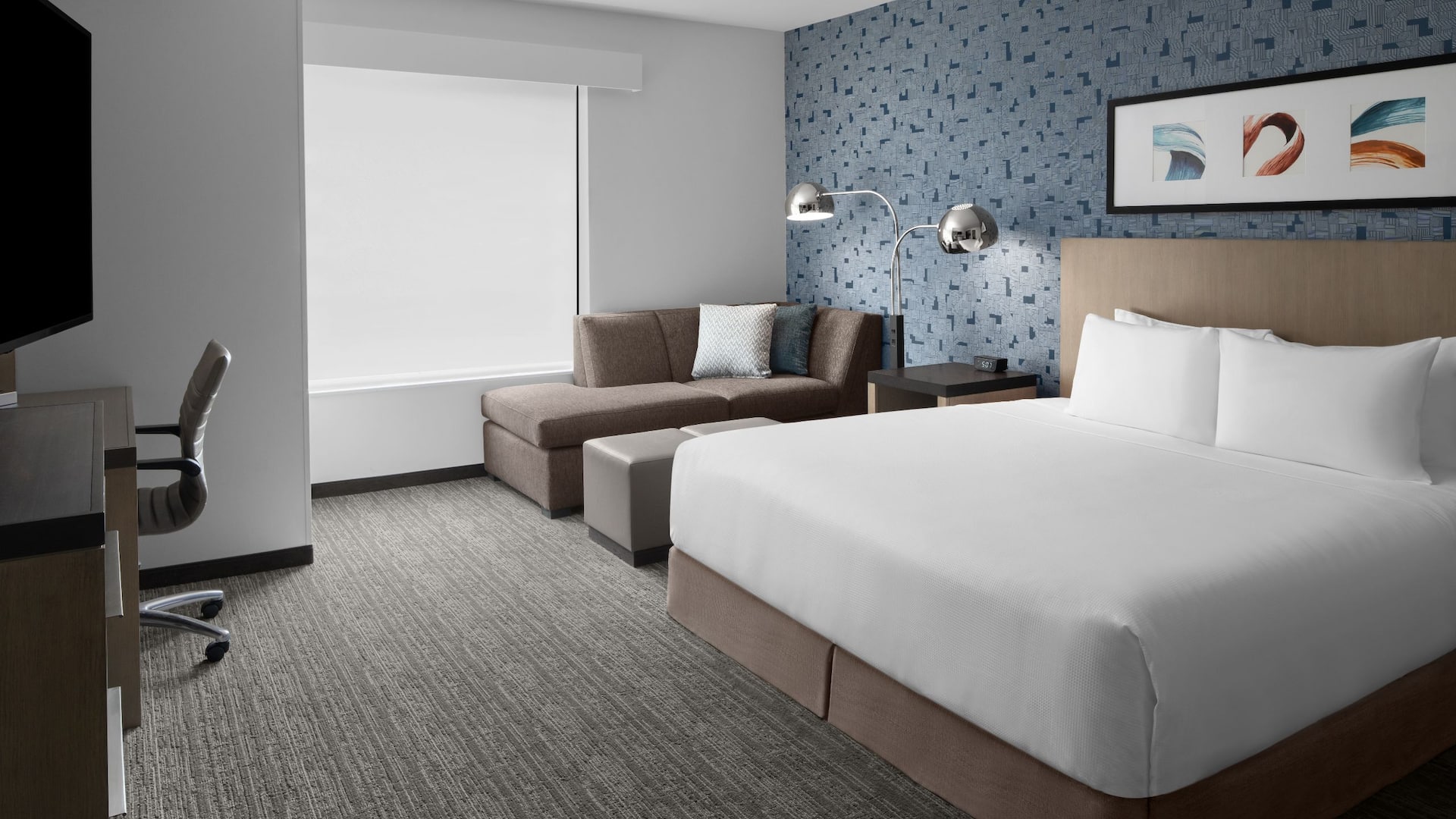 Hyatt House Lansing / University Area King Den Accessible