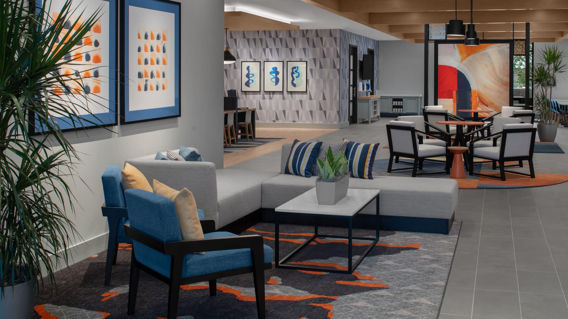 Hyatt House Lansing / University Area Main Lobby