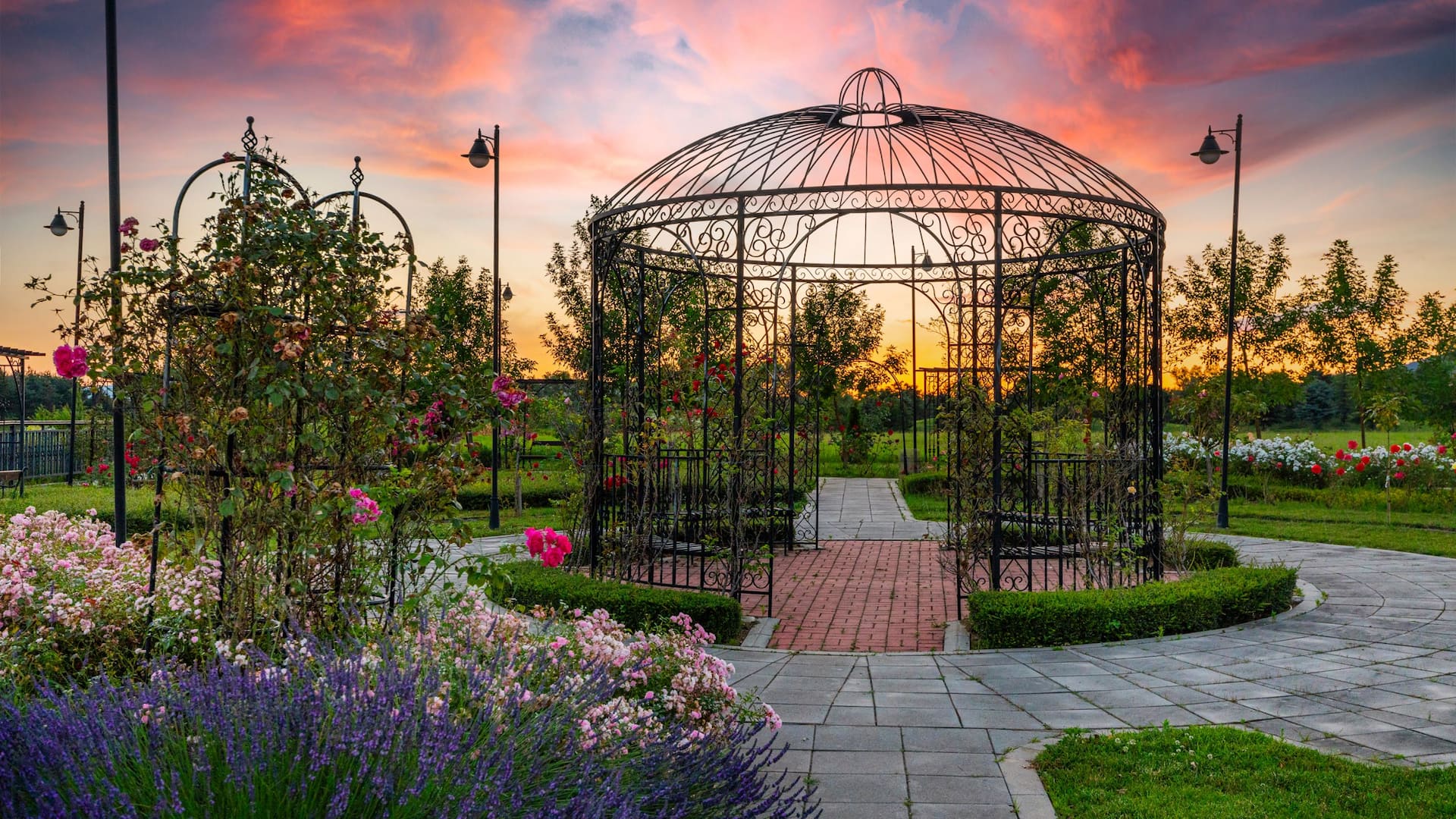 Hyatt Regency Pravets Resort Rose Garden