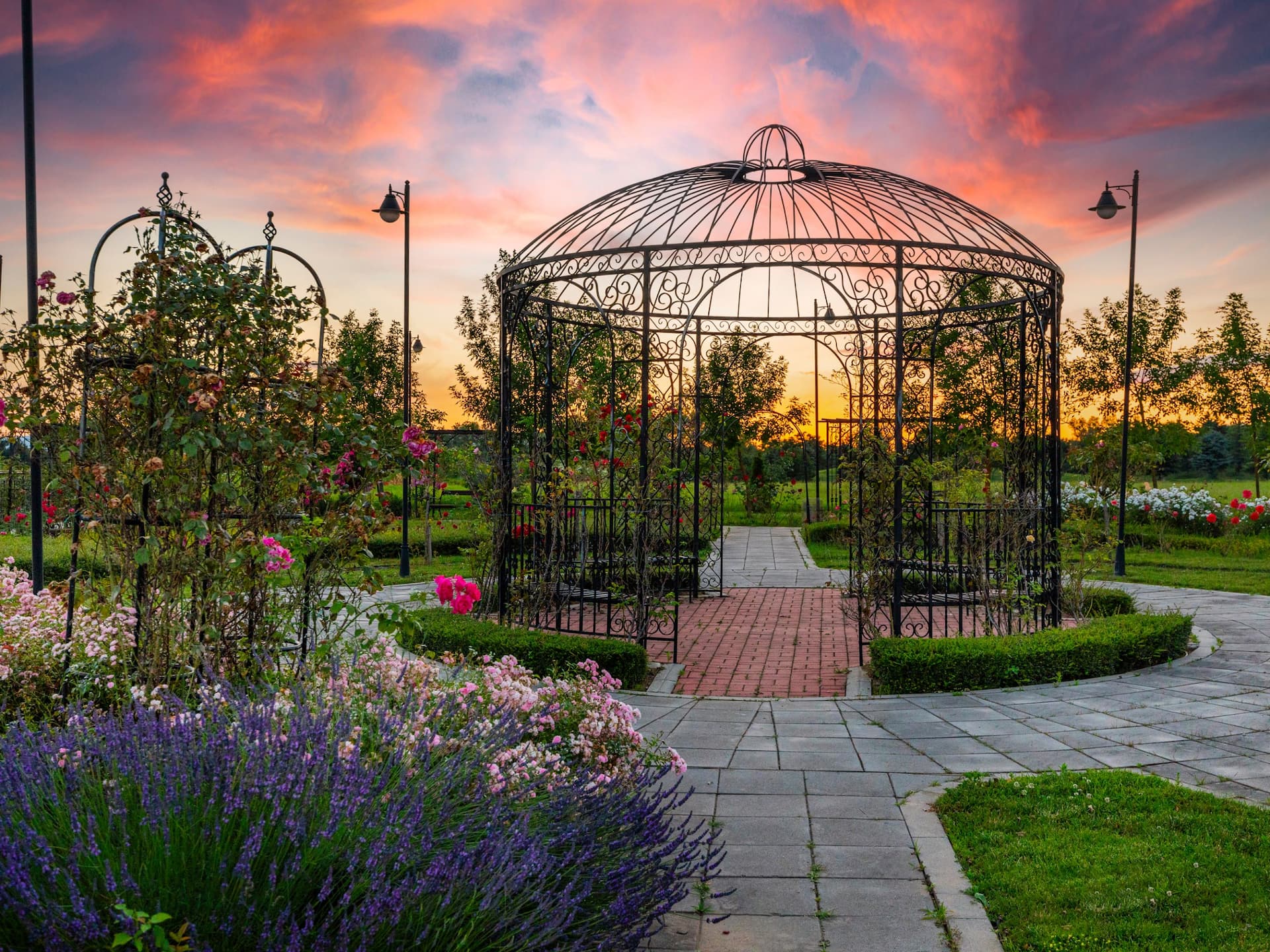 Hyatt Regency Pravets Resort Rose Garden