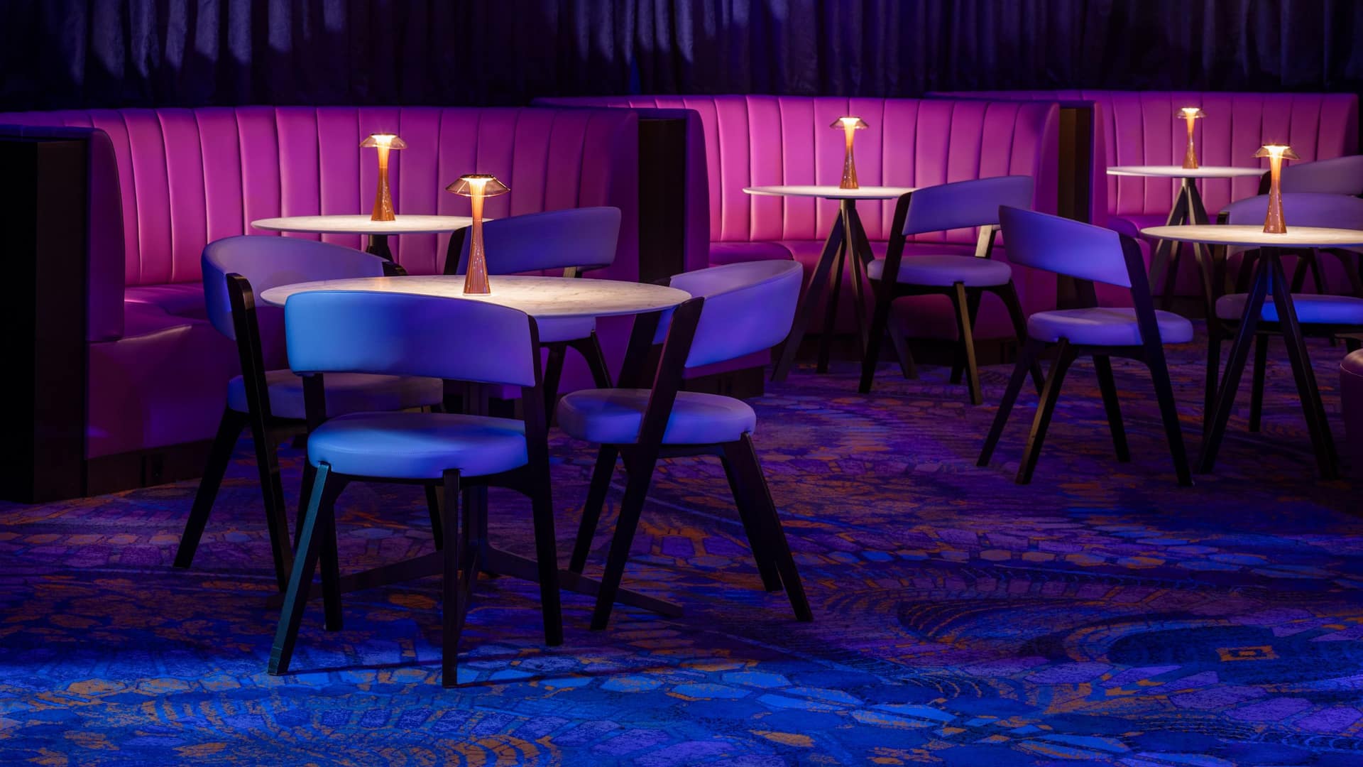 Hyatt Regency Pravets Resort Voyager Night Bar Seating