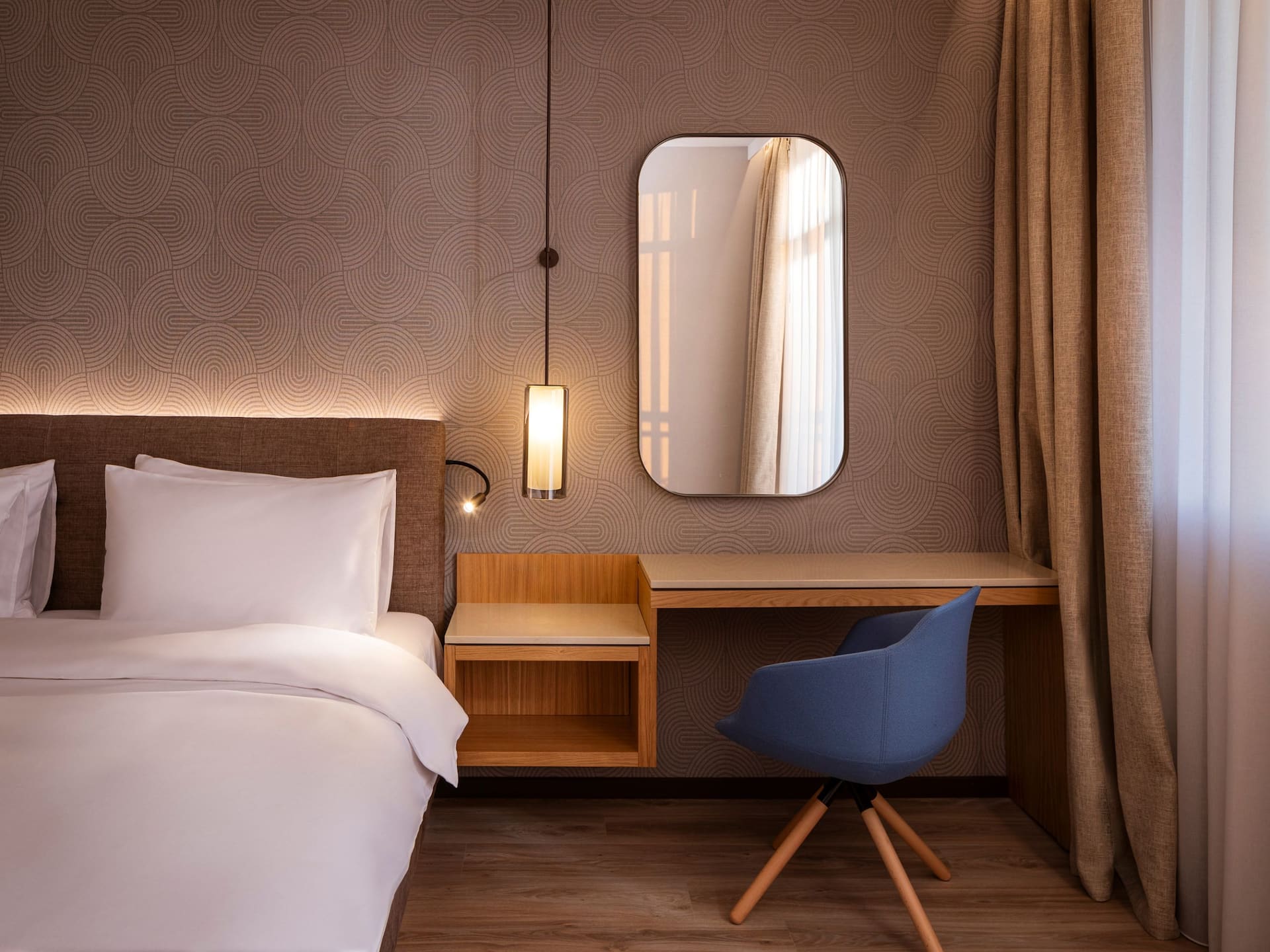 Hyatt Regency Pravets Resort Regency Suite Mountain View Bedroom Details