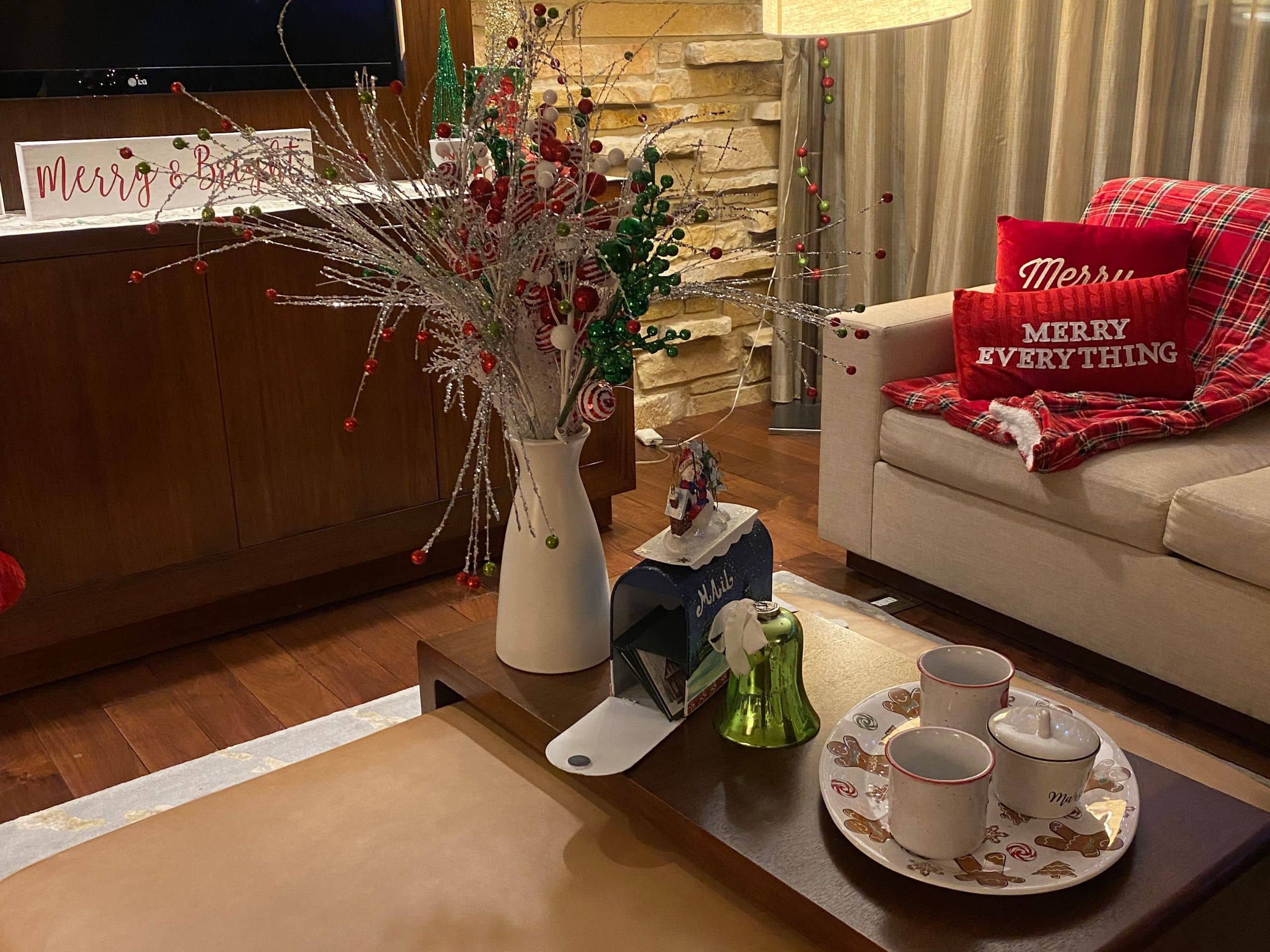 Hyatt Lodge Oak Brook Chicago Holidays Suite