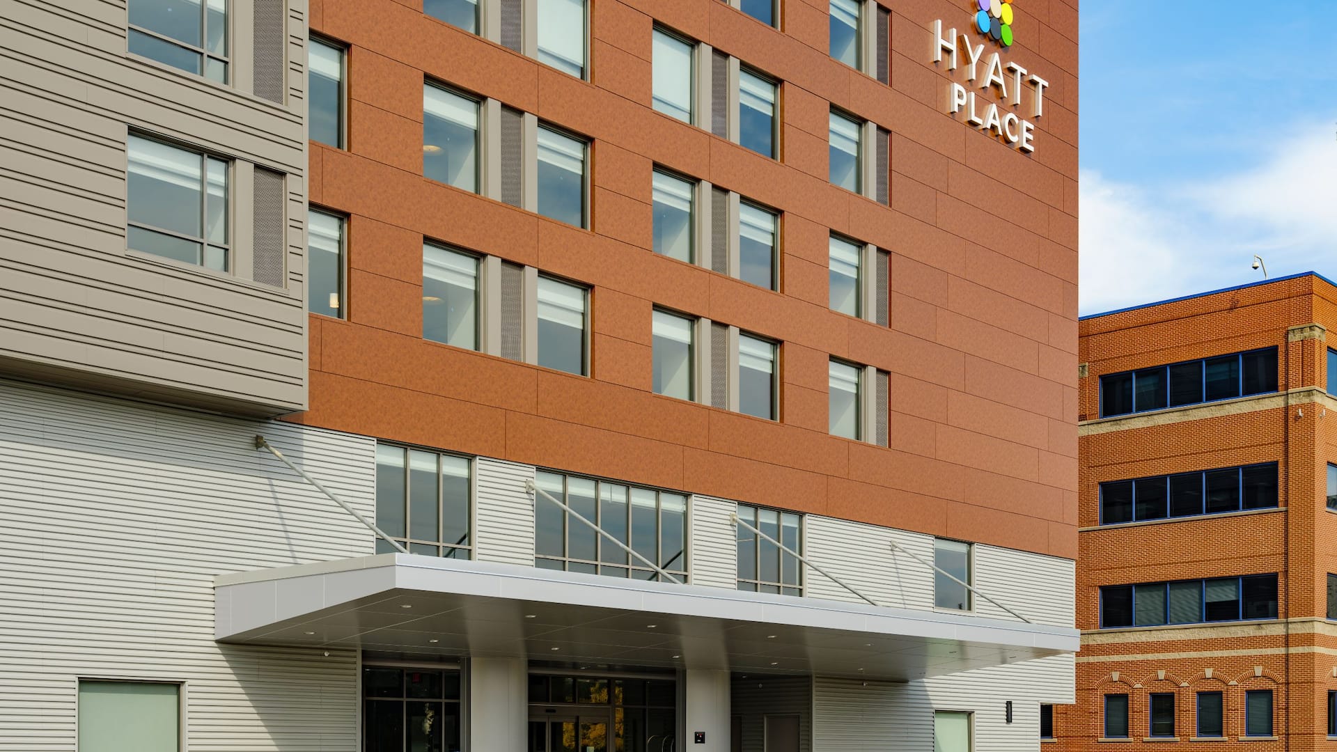 Hyatt Place Albany Entrance
