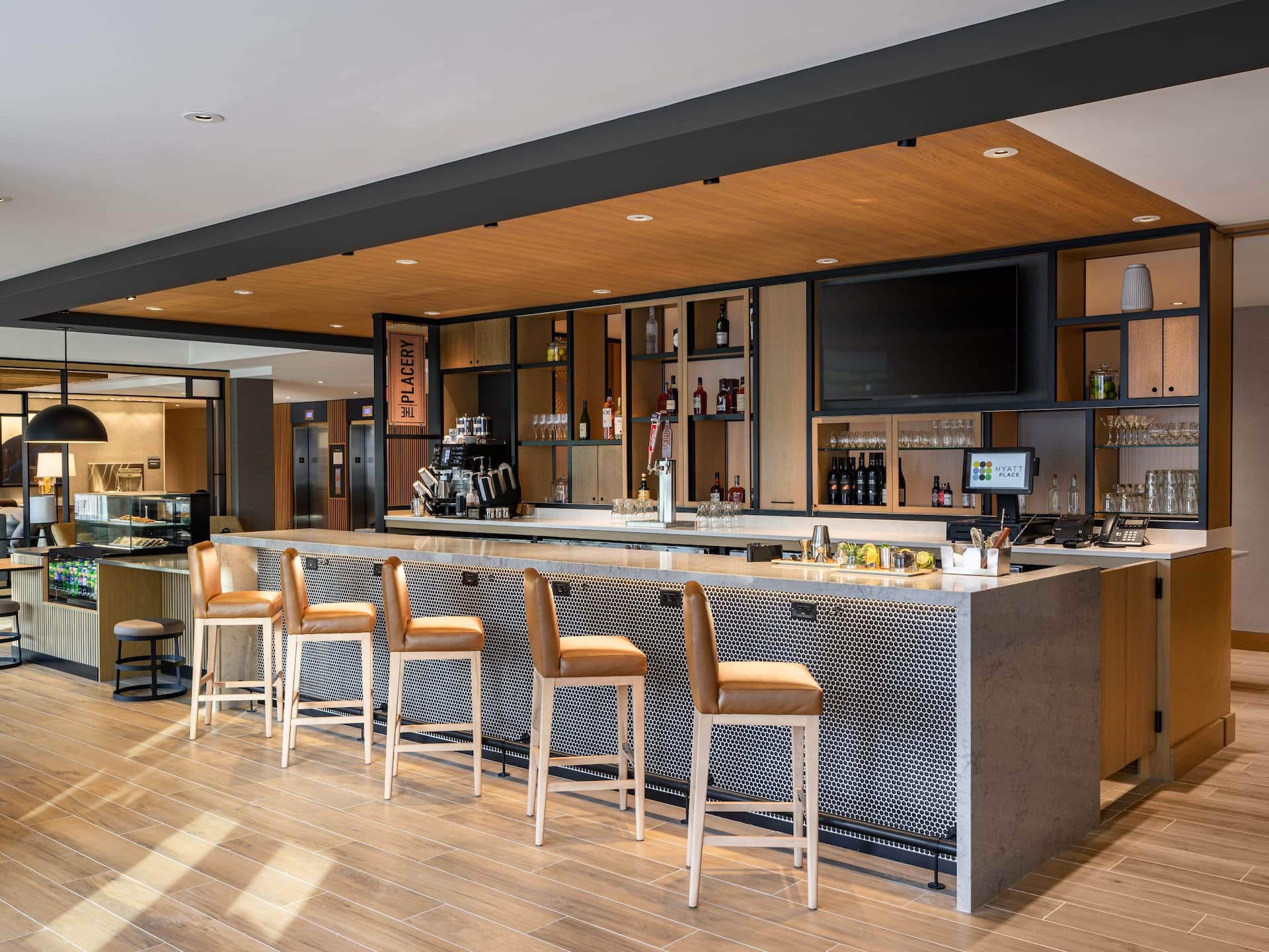 Hyatt Place Albany The Bar