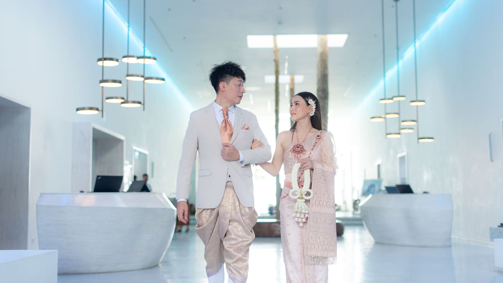 Hyatt Regency Koh Samui Thai Wedding at Lobby