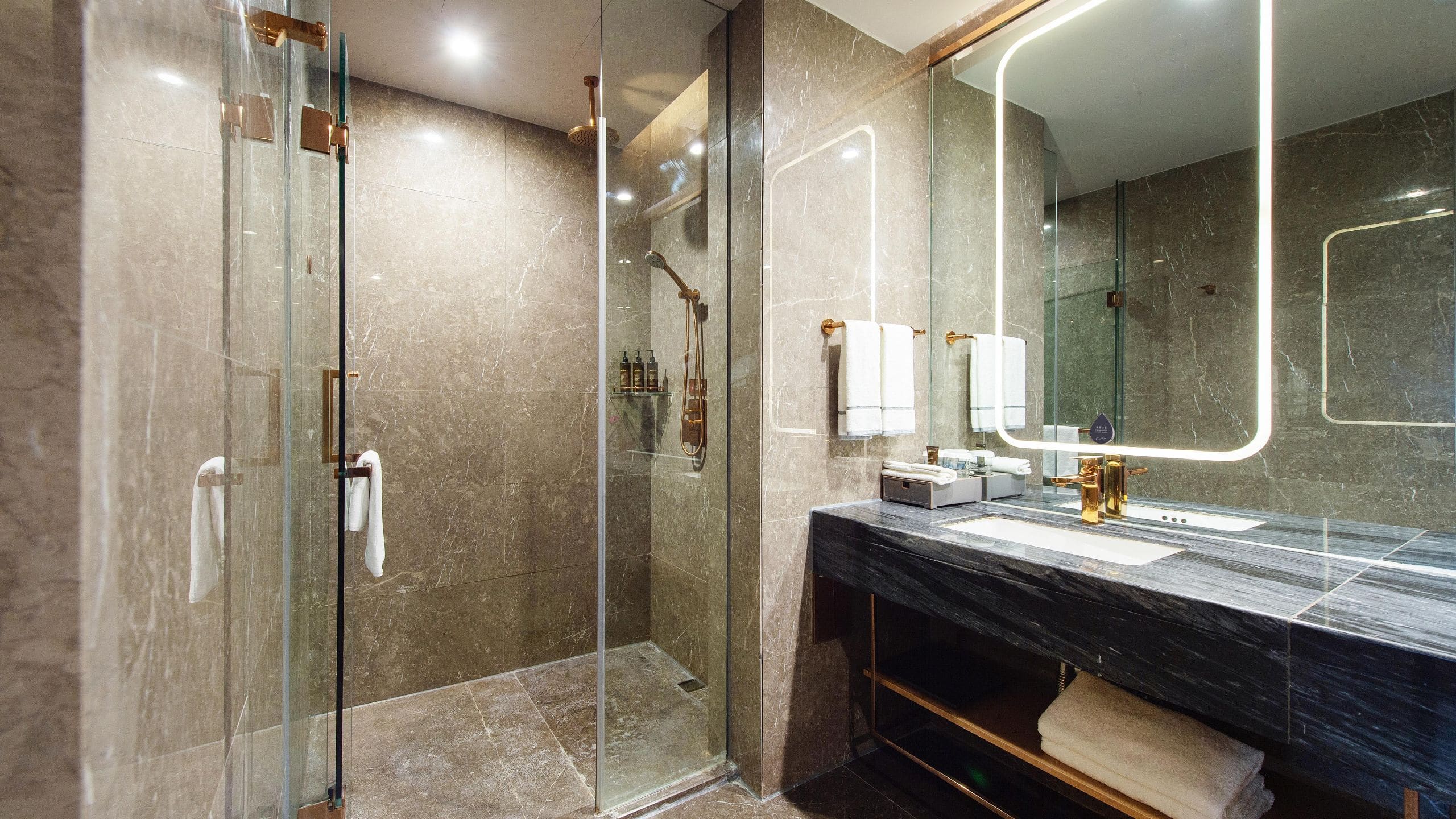 第 3，共 3 UrCove Hefei Eco-Tech Development Area Superior Twin Bathroom