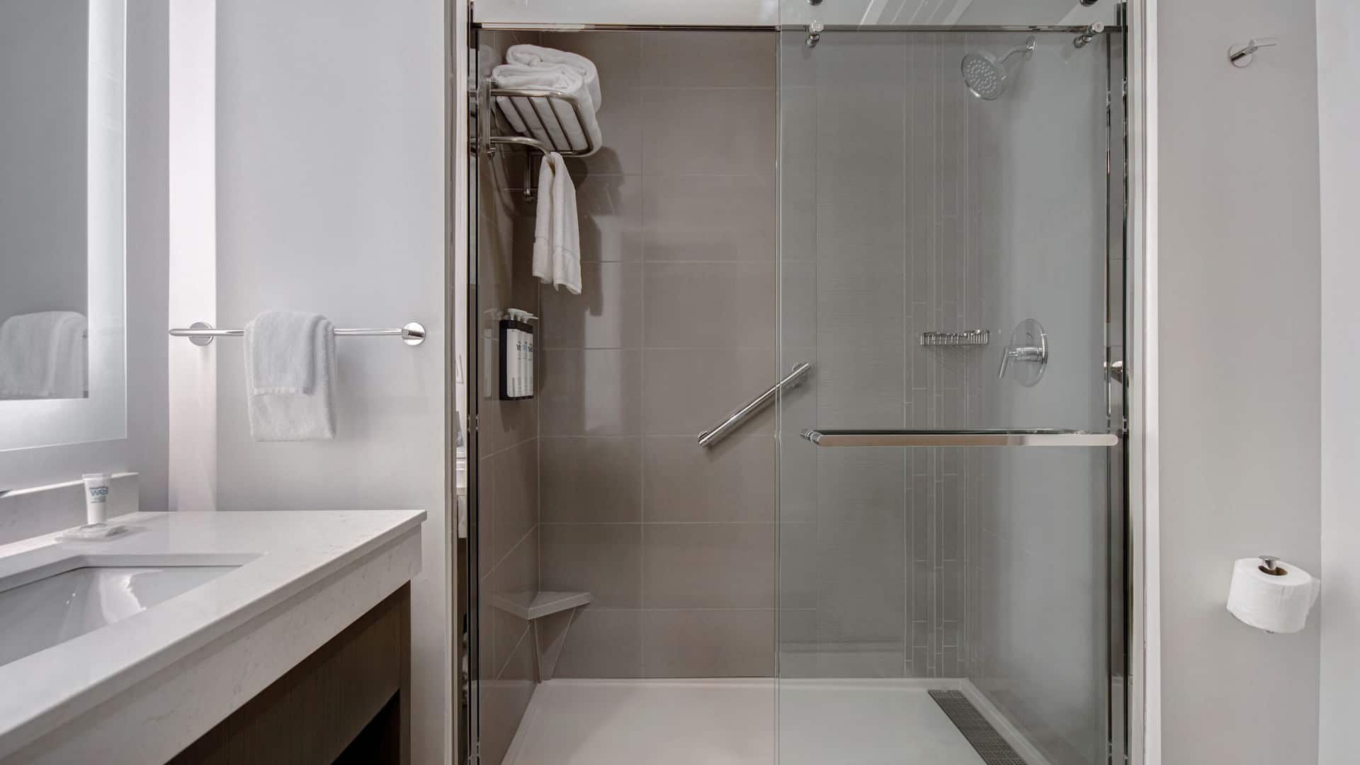 Hyatt House Mall of America / MSP Airport Shower