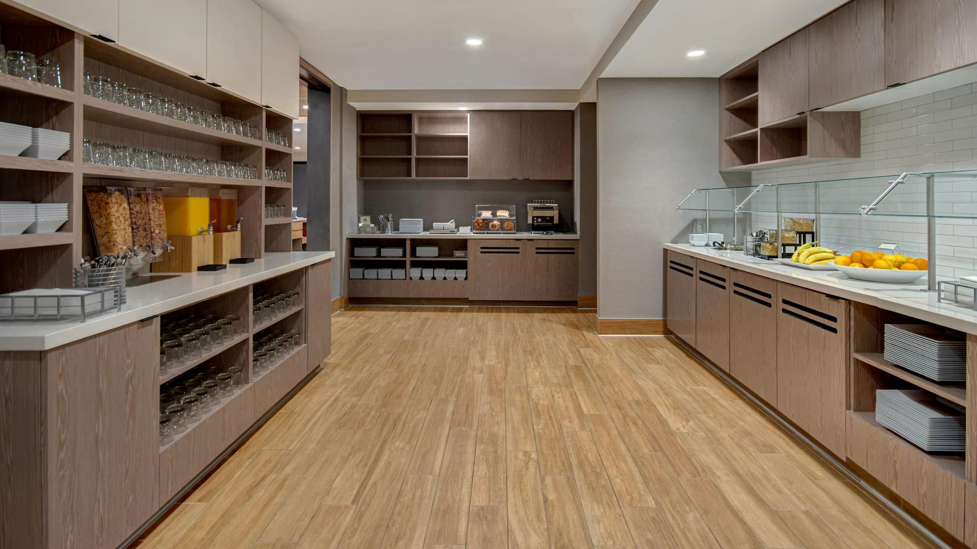 Hyatt House Mall of America / MSP Airport Breakfast Bar