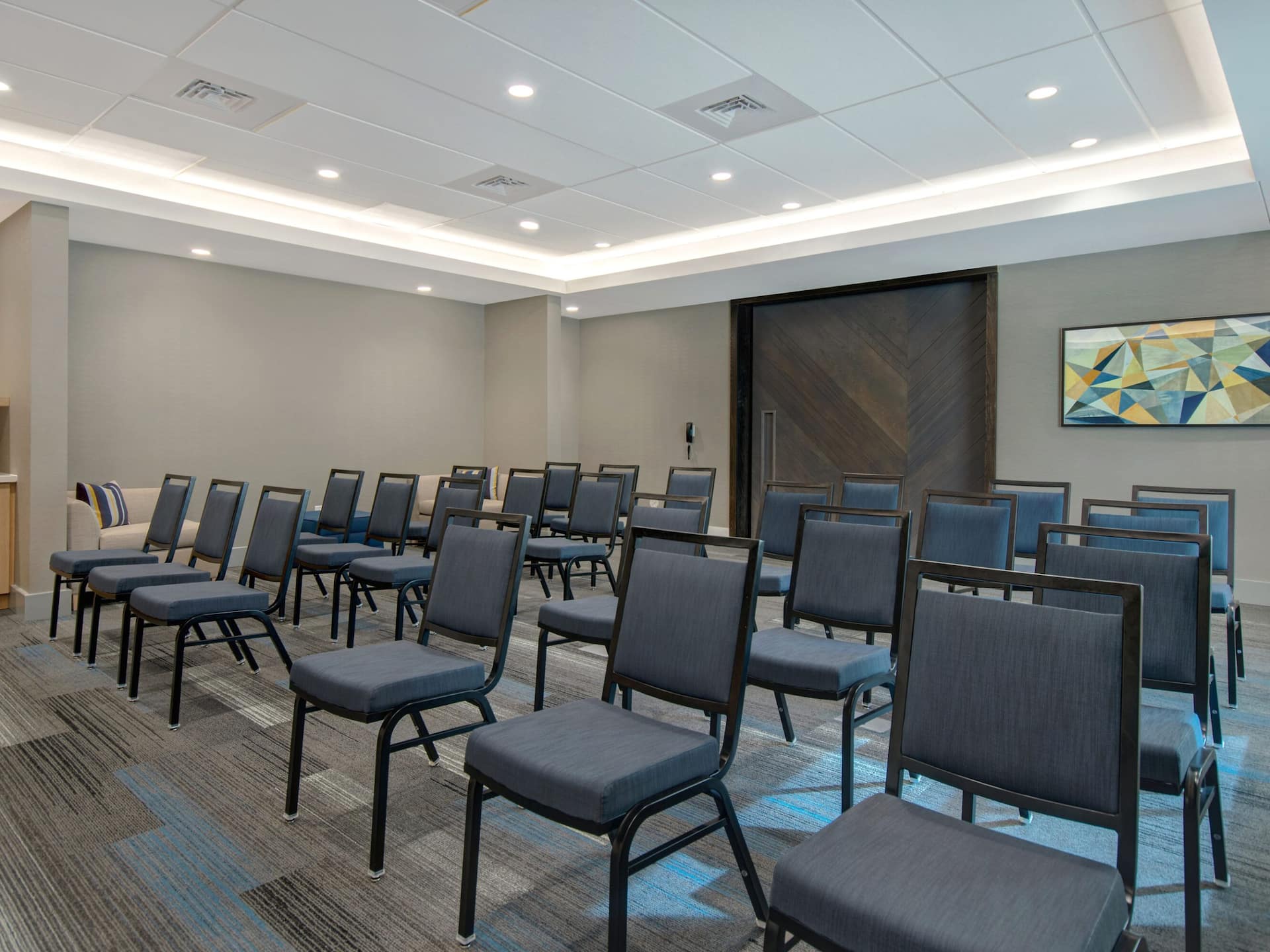 Hyatt House Mall of America / MSP Airport Gathering Room Classroom Setup