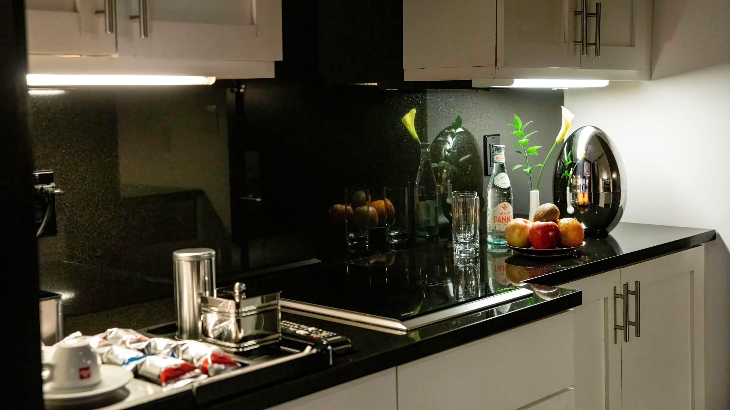 The Chatwal Director Penthouse Suite Kitchen