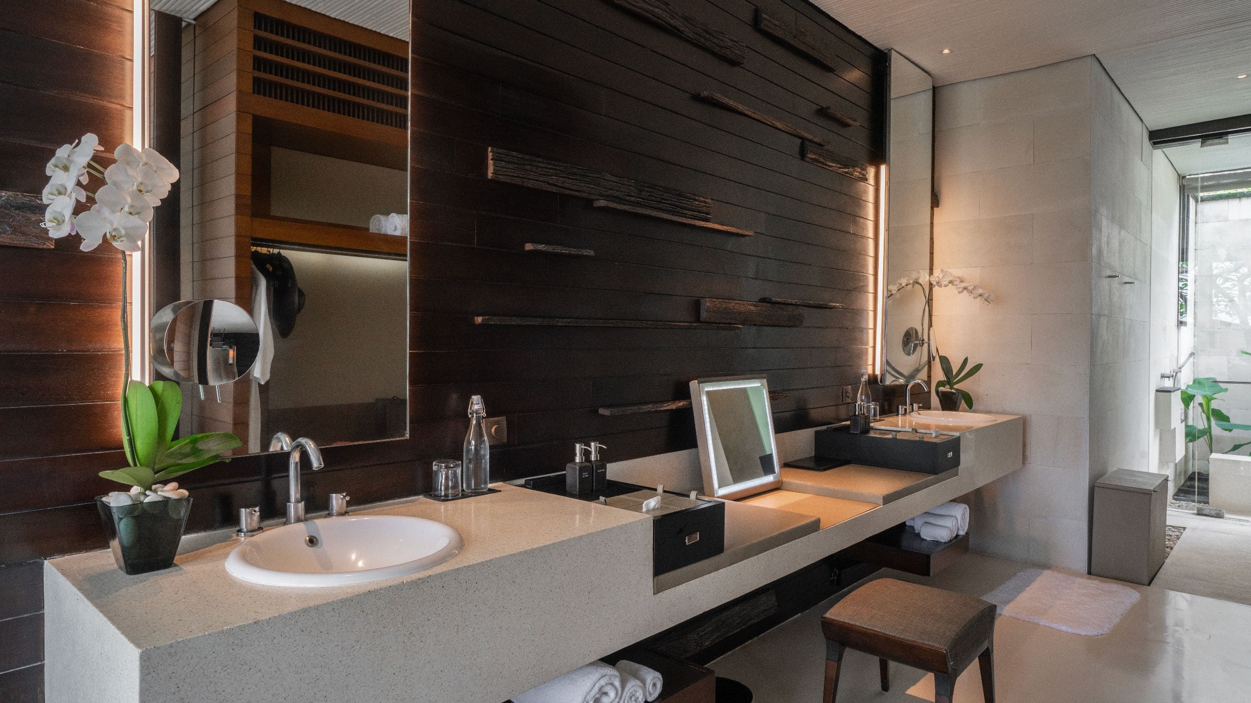 5 von 6 Alila DPSAV Pxxxx One Bedroom Bathroom Vanity