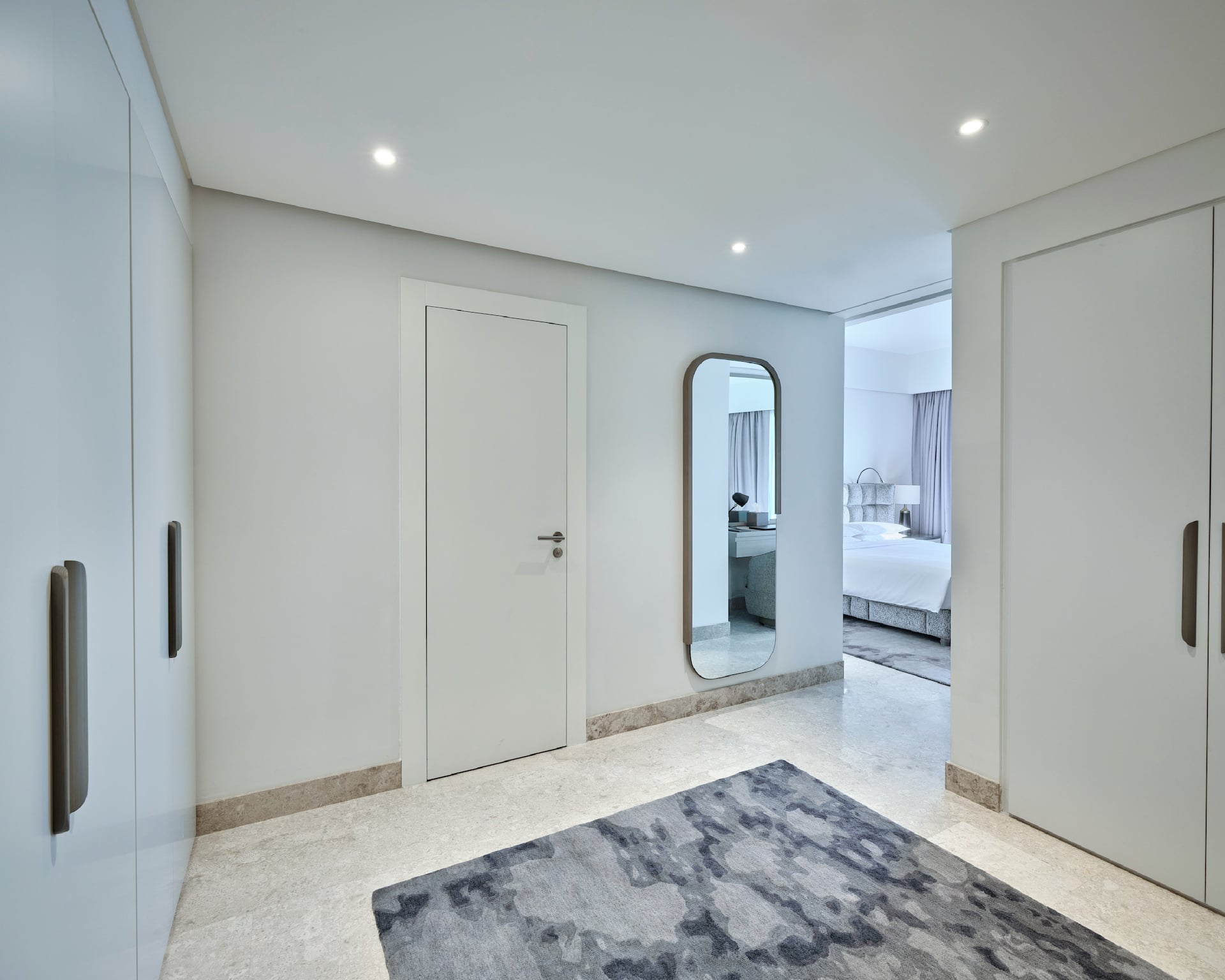 第 6，共 10 Grand Hyatt Kuwait Residences 4 Bedroom Apartment Master Bedroom