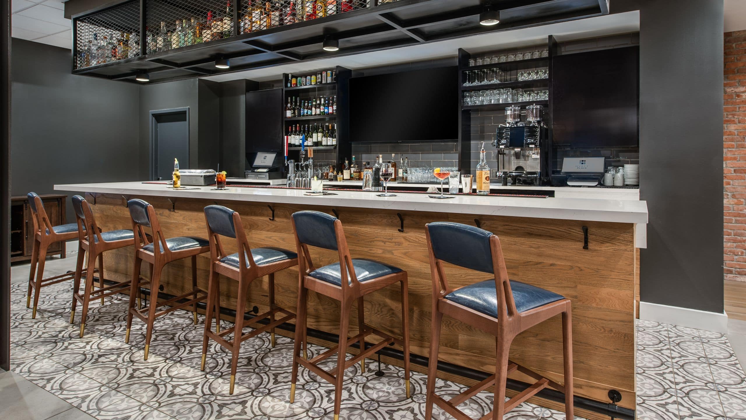 hyatt place newark / main street the green mansion