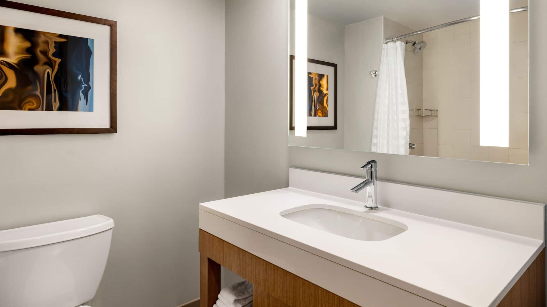 4 of 5 Hyatt Place Keystone / Dillon Standard Bathroom Bathtub