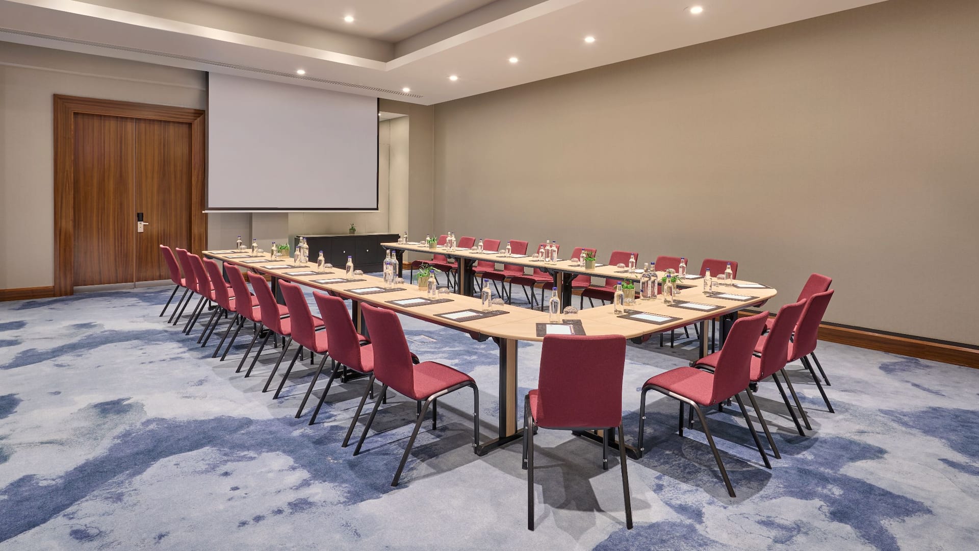 2 of 4 Hyatt Regency London Blackfriars Meetings Events Bridewel U Shape