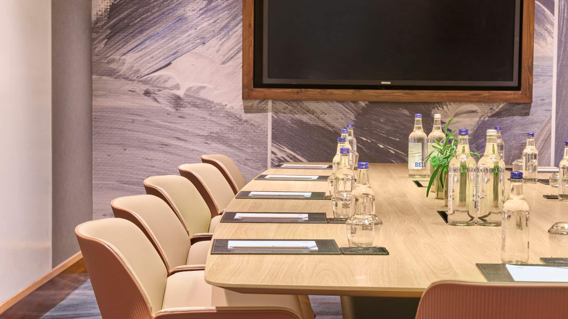 2 of 2 Hyatt Regency London Blackfriars Meetings Winslow Boardroom Detail