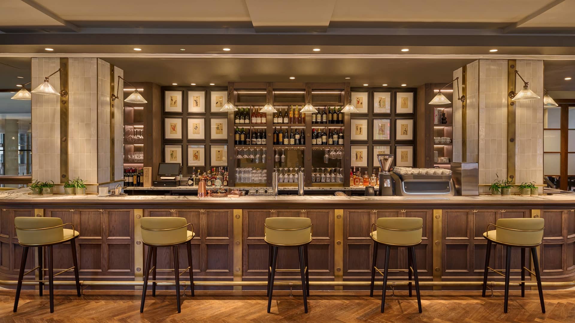 1 of 2 Hyatt Regency London Blackfriars Nynlon Bar