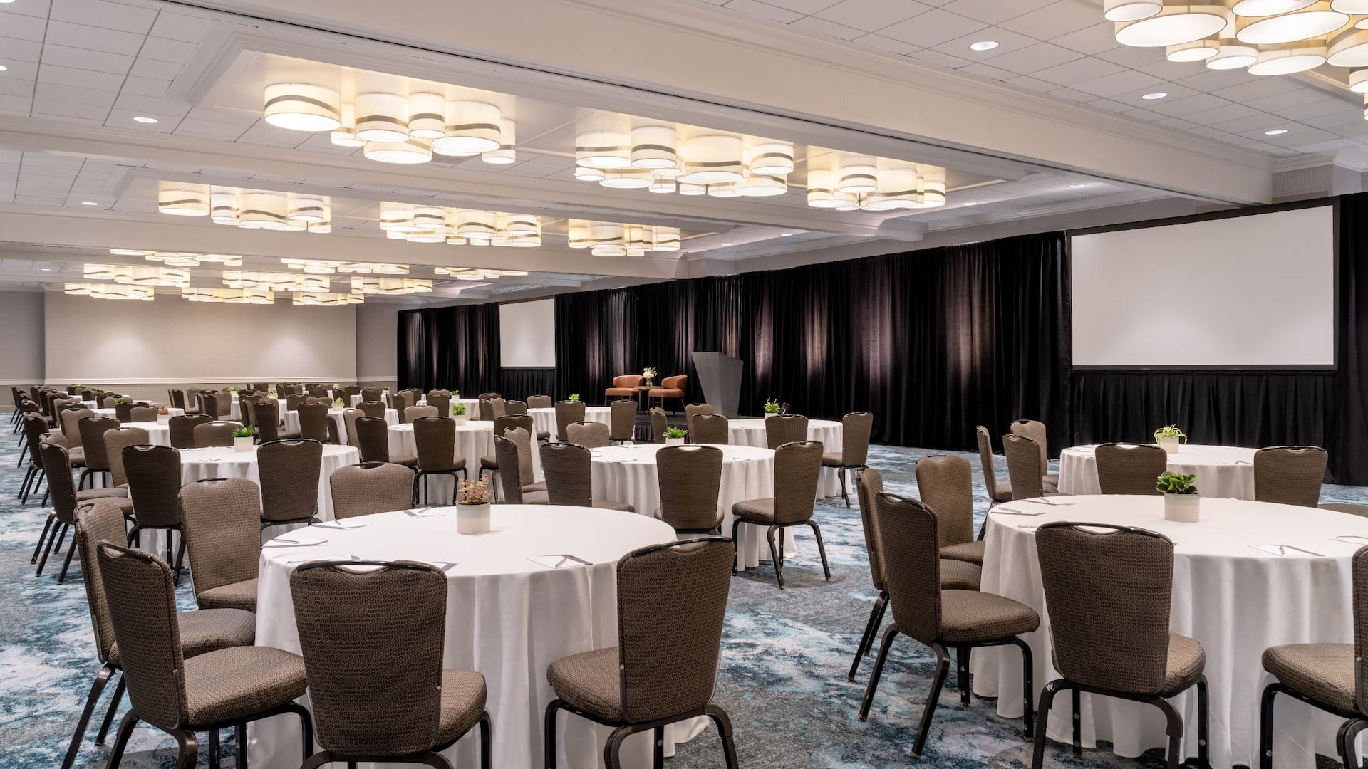 Hyatt Regency Newport Beach Plaza Ballroom Seating