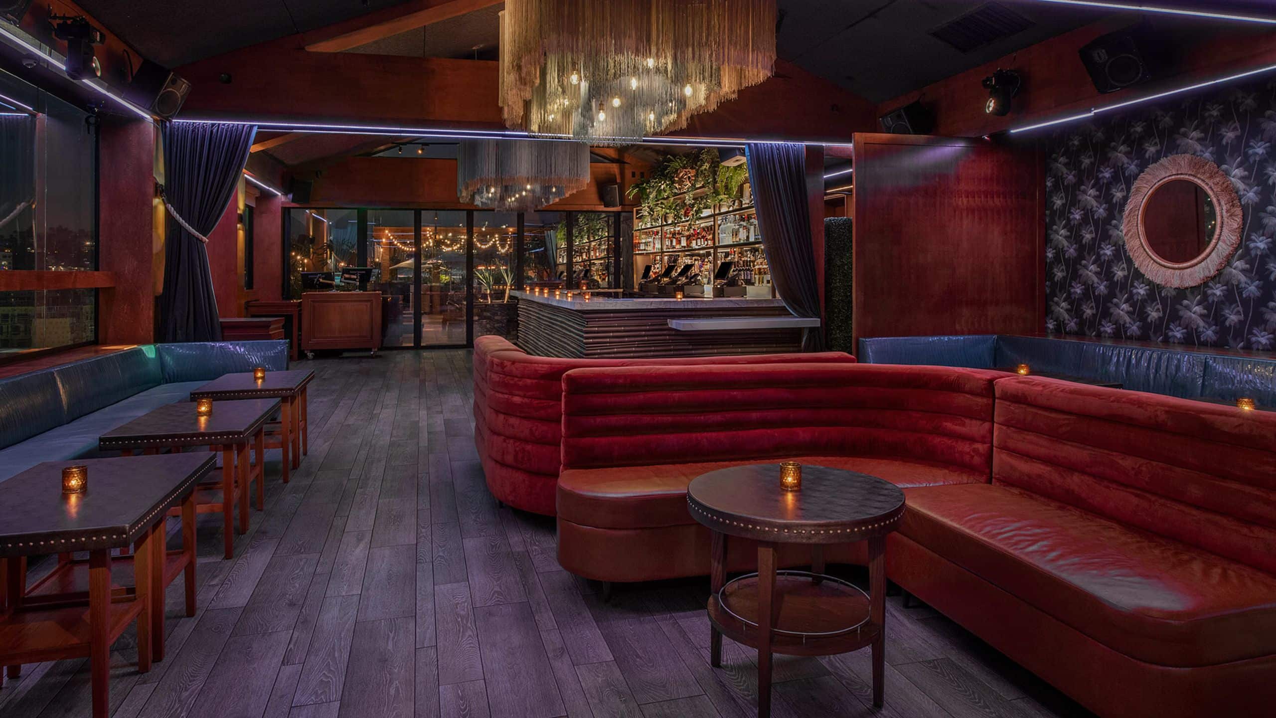 Dream Hollywood Highlight Room Lounge With Bar