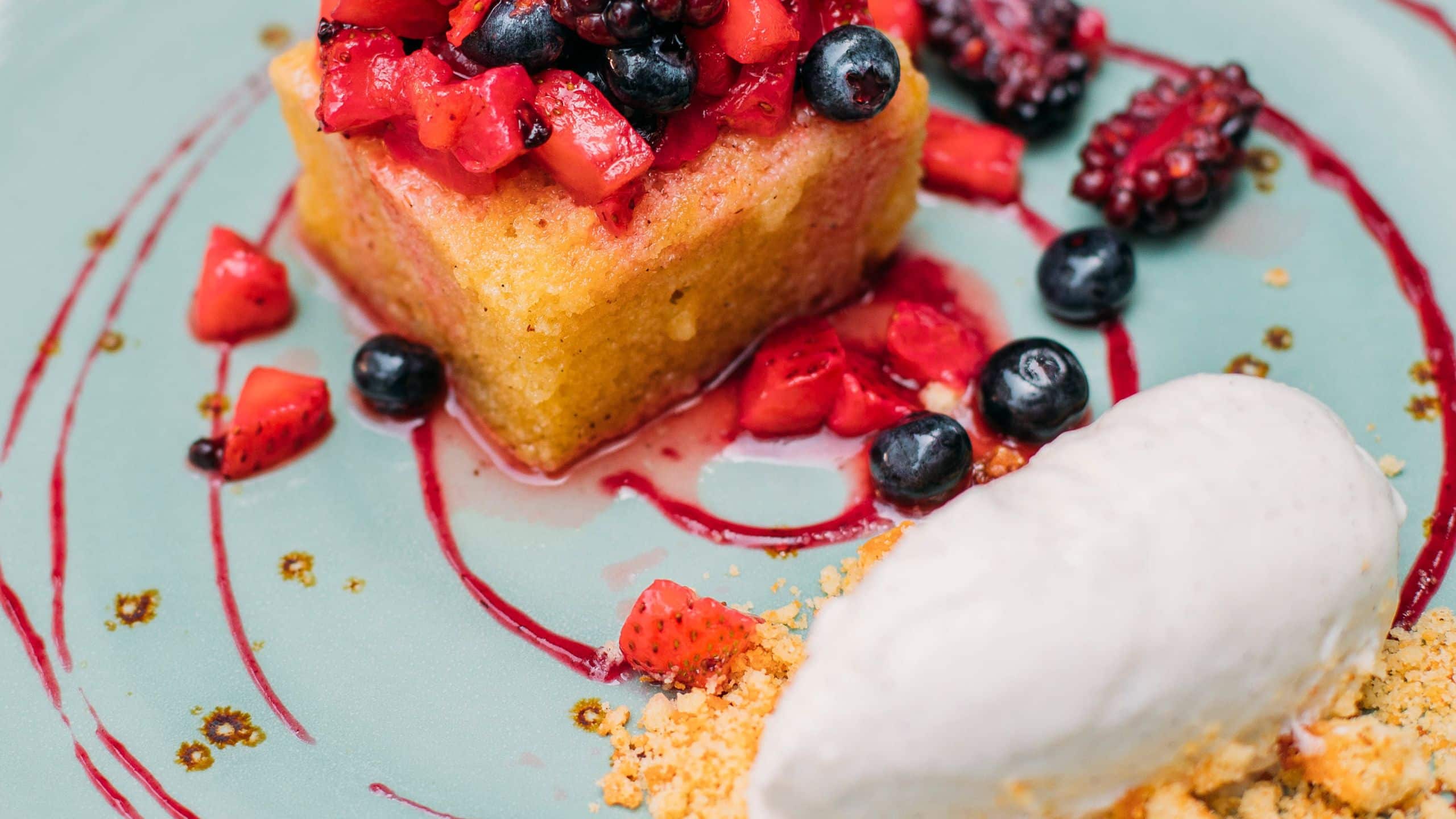 Dream Hollywood Berries And Cream Dessert