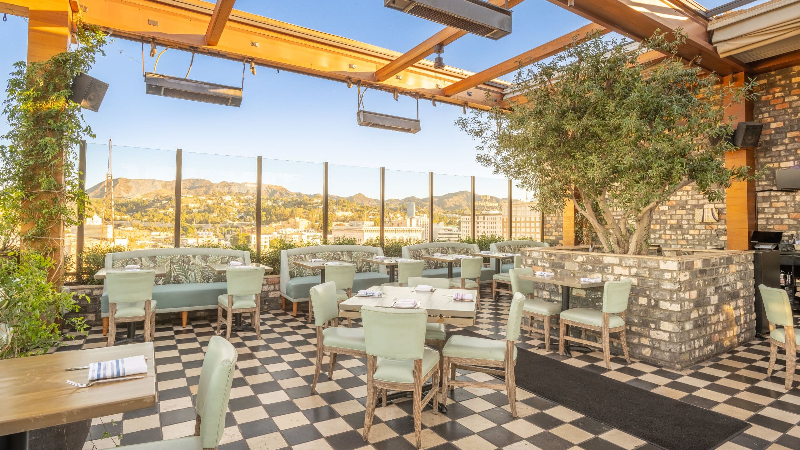 1 of 1 Dream Hollywood Highlight Room Dining Area In Daytime