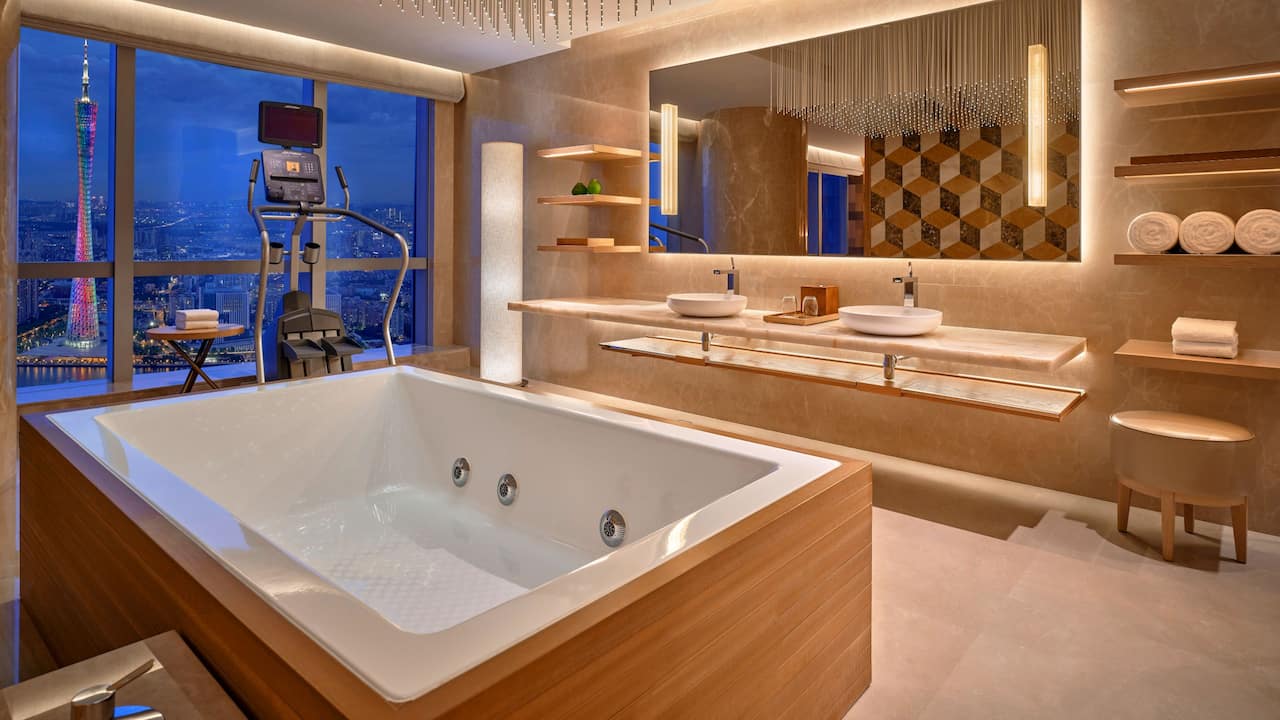 Presidential Suite Bathroom