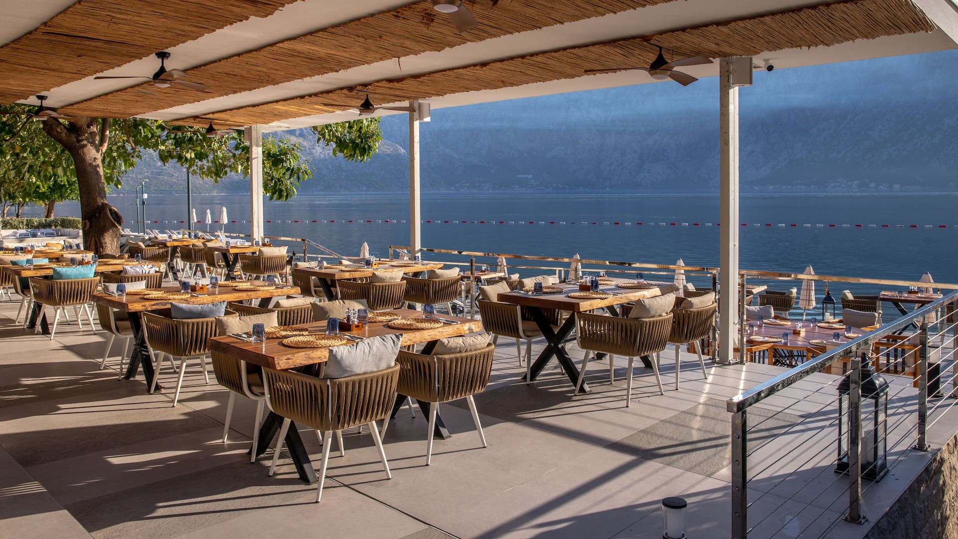Hyatt Regency Kotor Bay Resort Ole Beach Restaurant