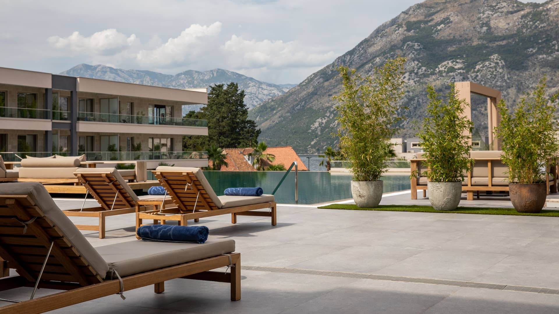 Hyatt Regency Kotor Bay Resort Bliss Pool Bar Pool Side Detail