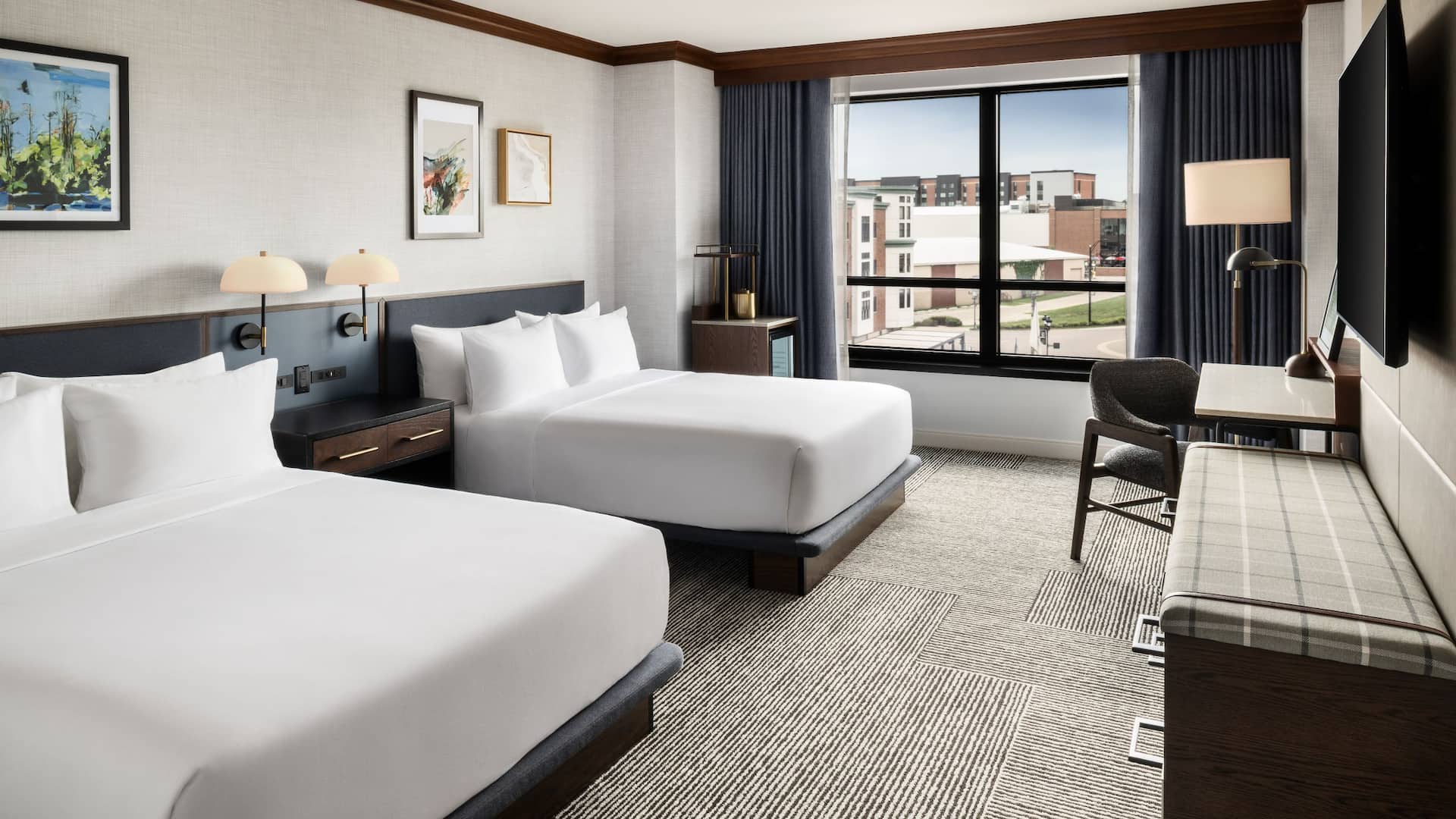 1 de 3 Hyatt Regency Coralville Hotel & Conference Center Queen Accessible