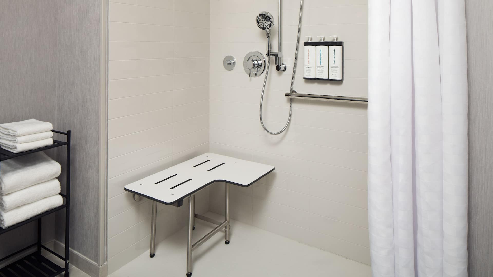 第 3，共 3 Hyatt Place Boise / Meridian Accessible Shower