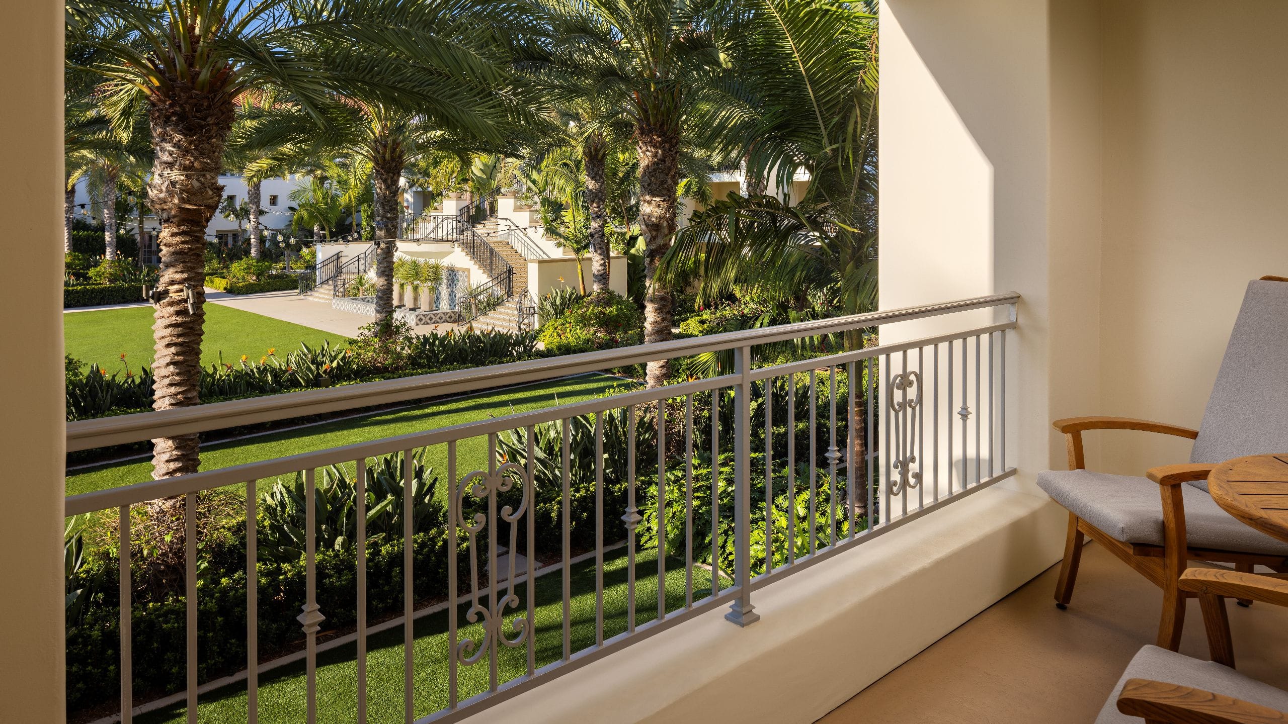 Park Hyatt Aviara Resort, Golf Club & Spa Park Hyatt Aviara Courtyard View