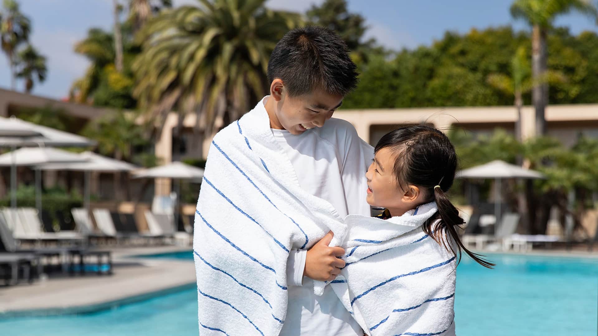Hyatt Regency Newport Beach Kids At Oasis Pool Towels