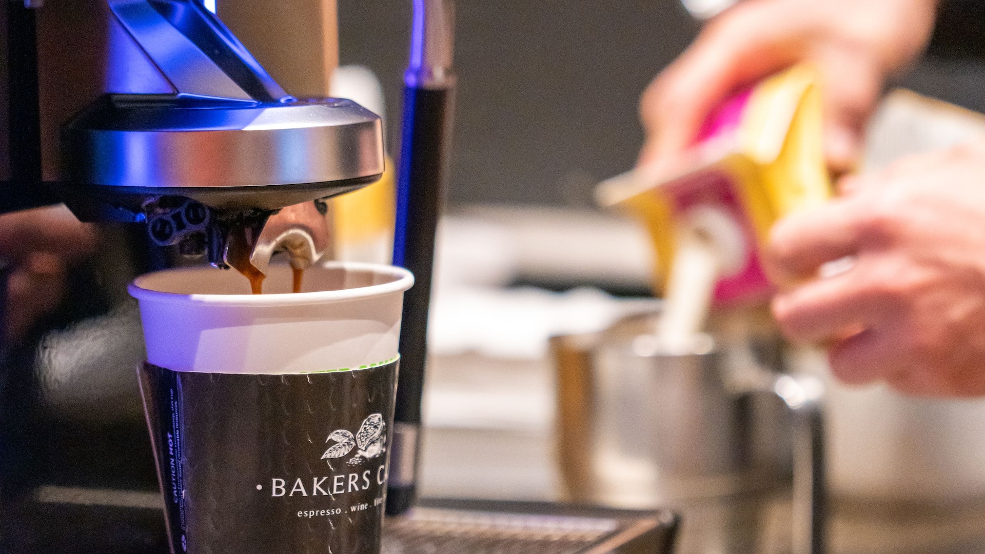 Hyatt Regency Calgary Bakers Cafe Coffee To Go Detail