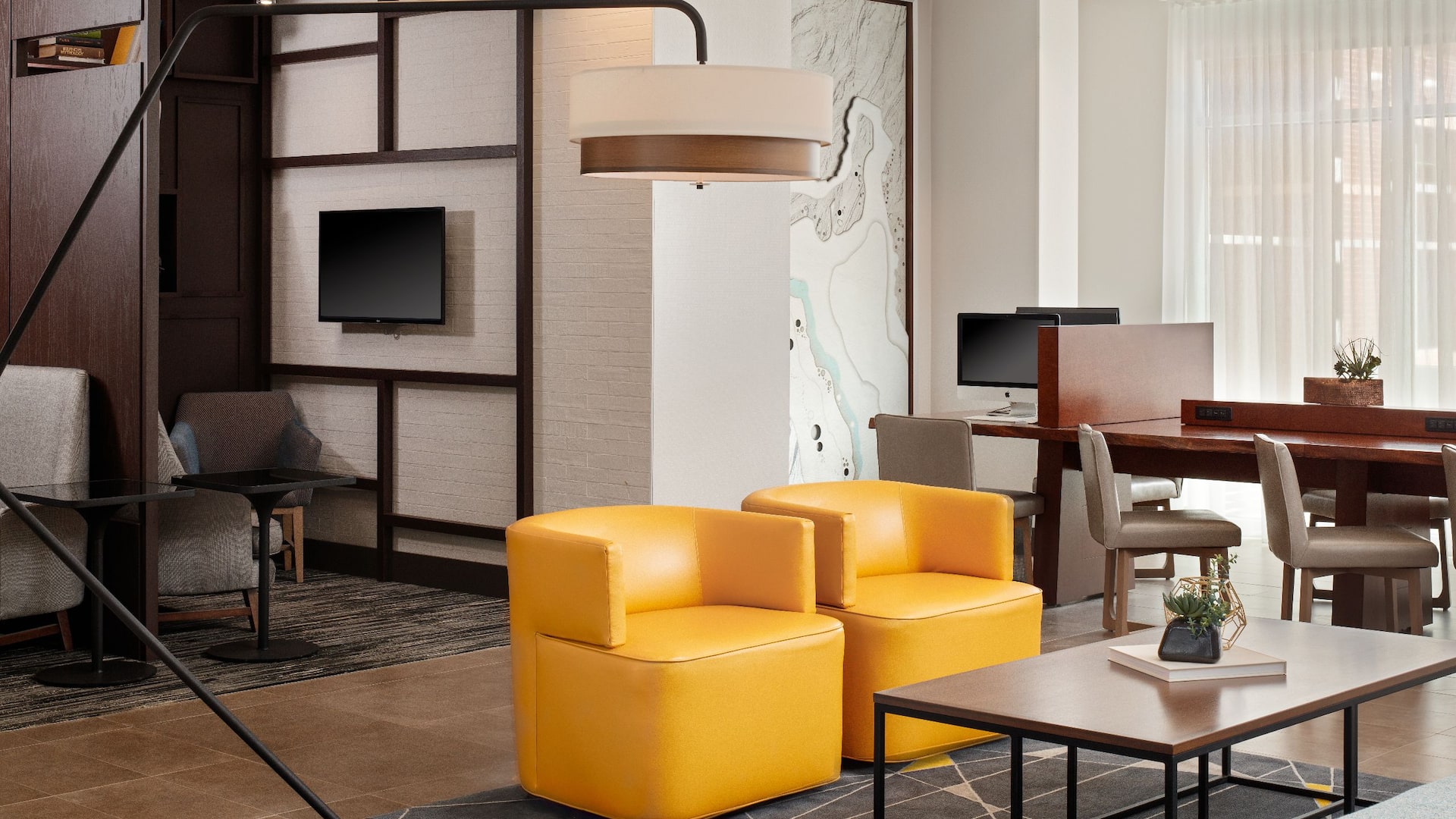 Hyatt Place Oklahoma City / Bricktown Lobby Booths