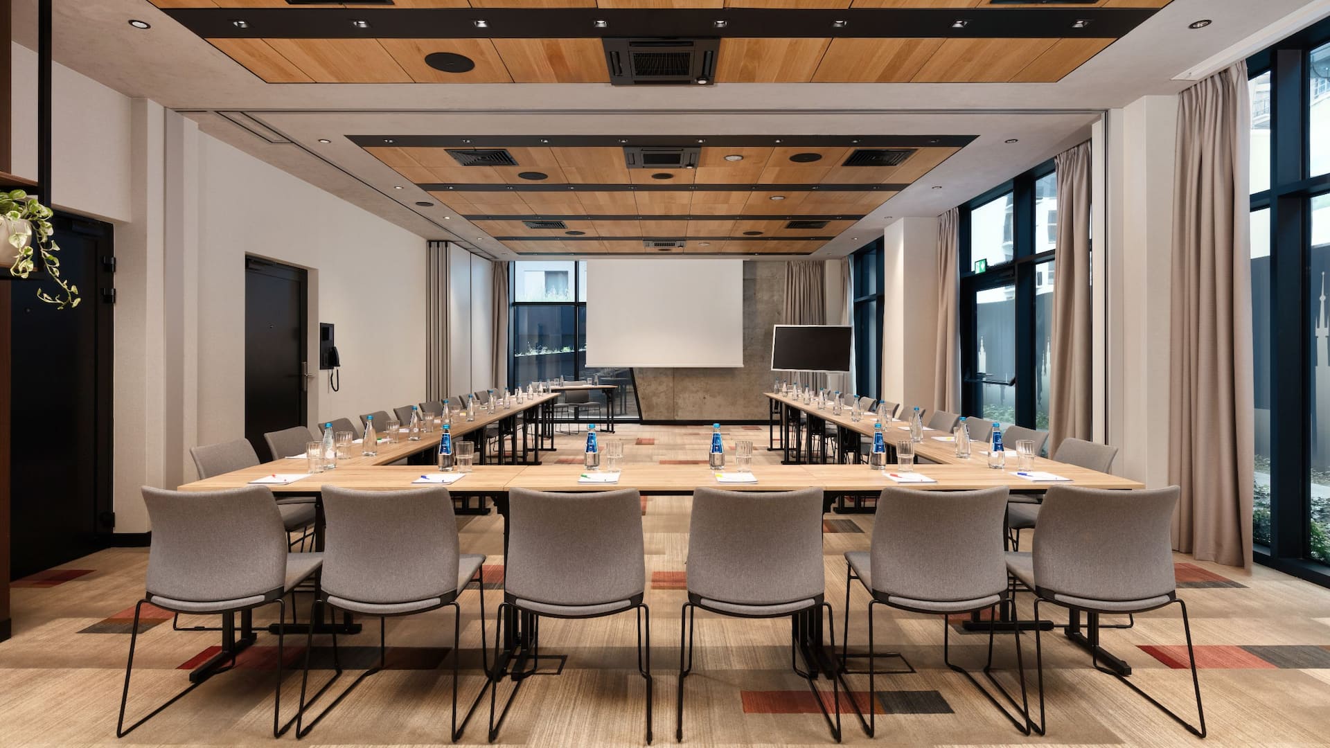 Hyatt Place Krakow Meeting Room