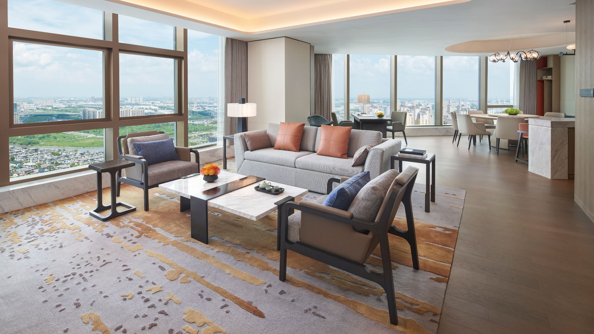 Hyatt Regency Changshu Kuncheng Lake One King Executive Lake View Suite Living Room
