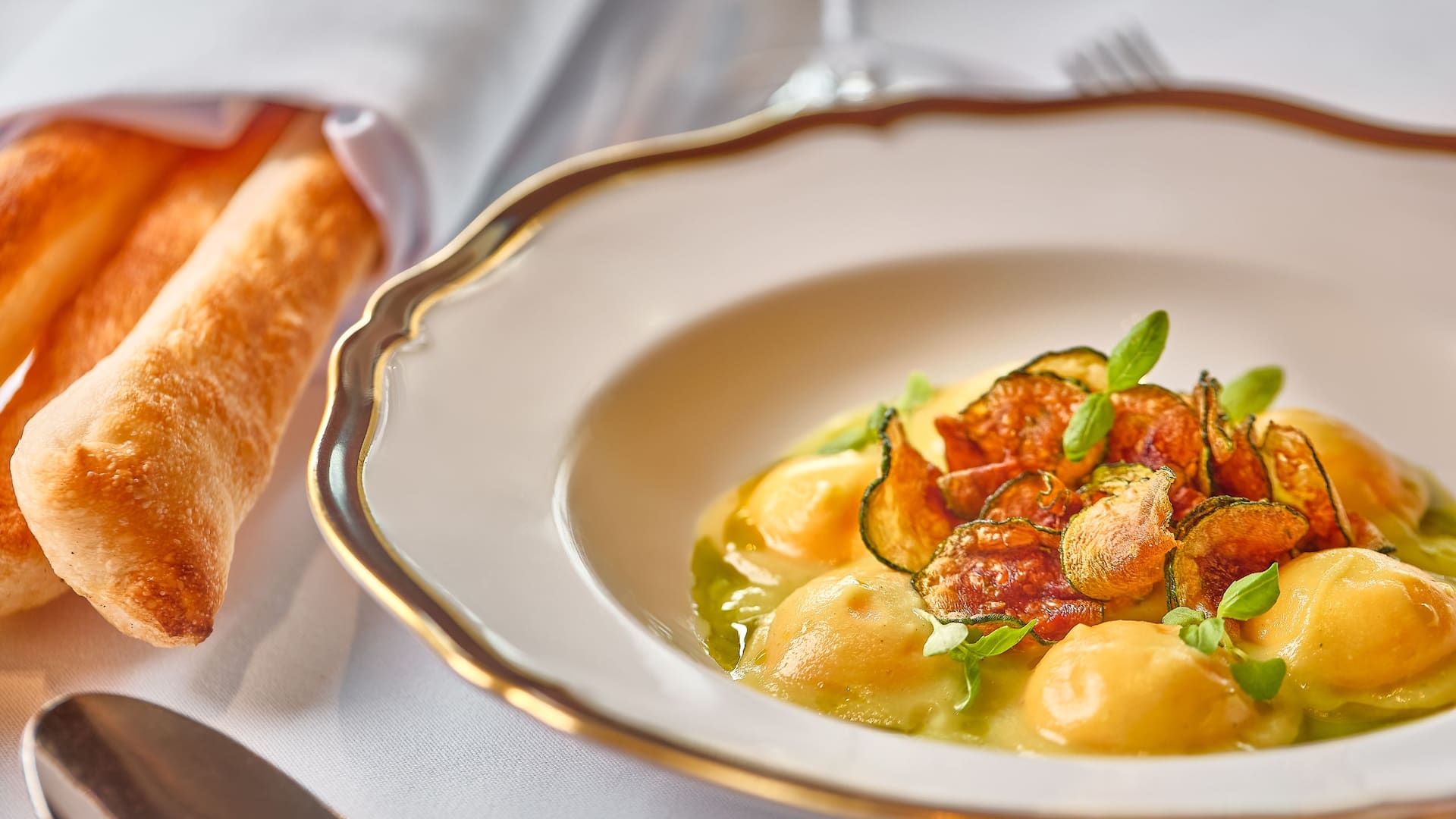 Grand Hyatt Hong Kong Grissini Bottoni Di Bufala