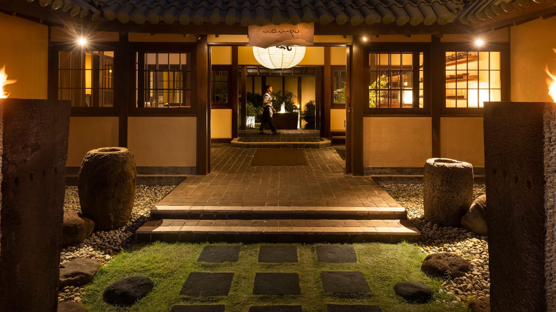 Grand Hyatt Bali Nampu Entrance