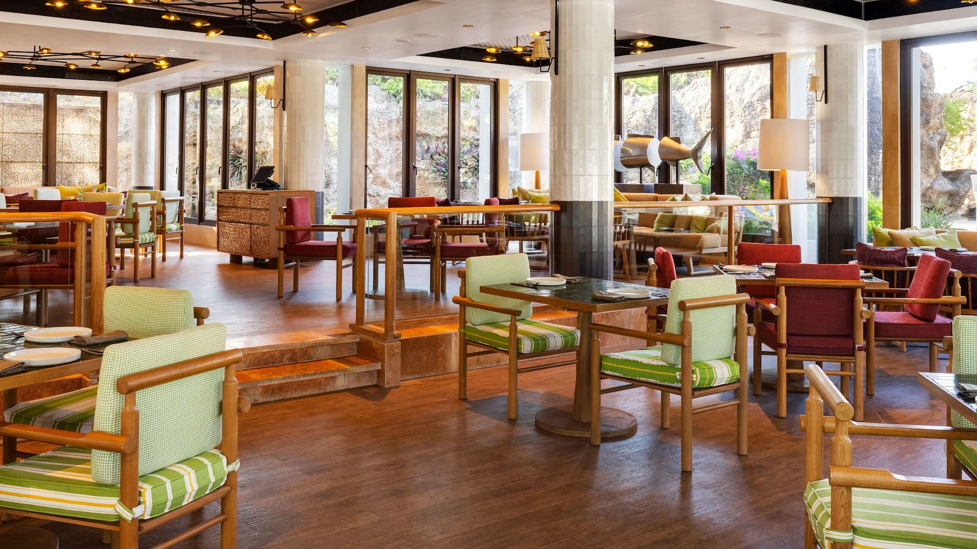 Grand Hyatt Bali Salsa Verde Dining Room Seating
