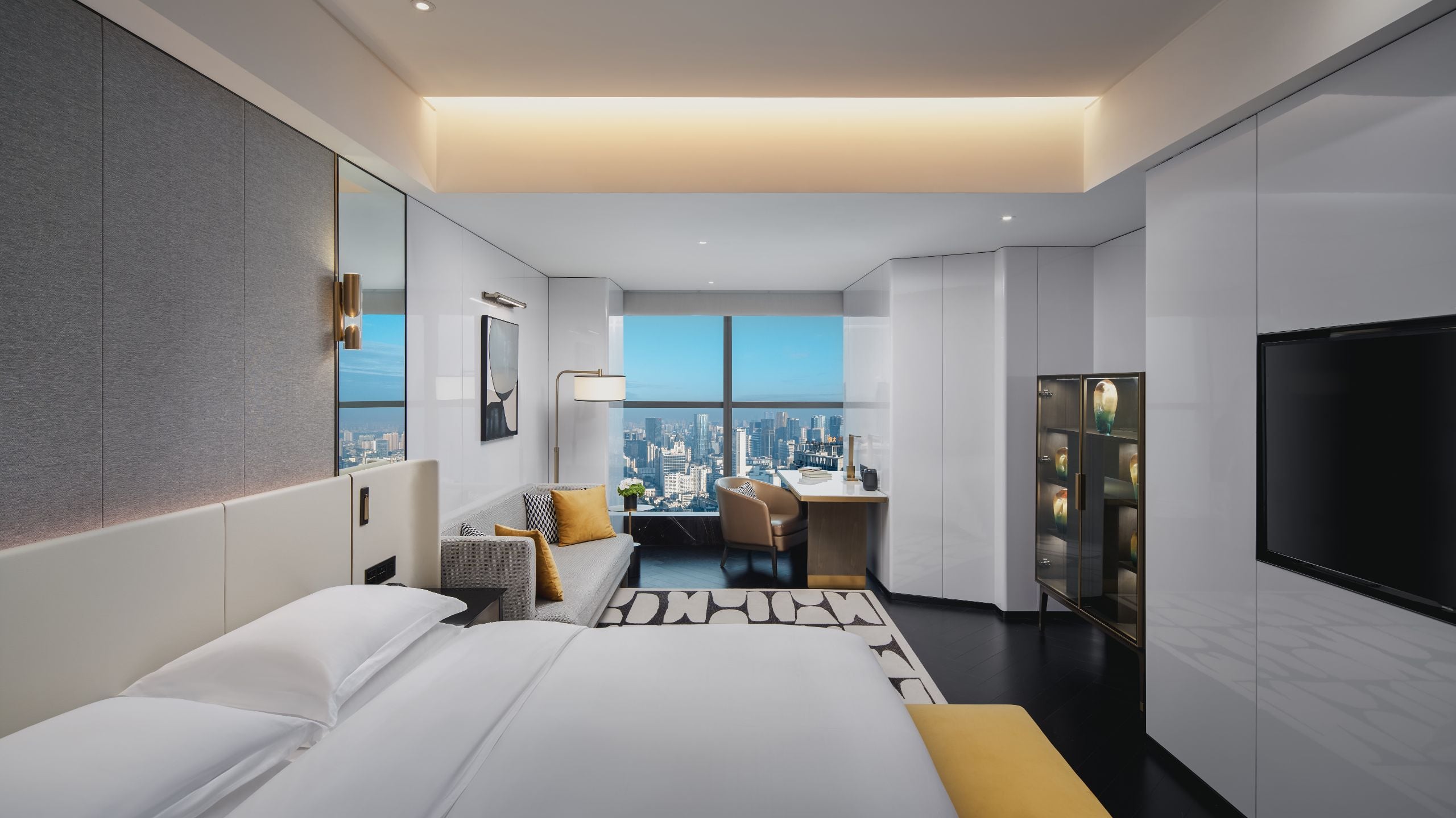 The Langbo Chengdu Premium Suite Bed