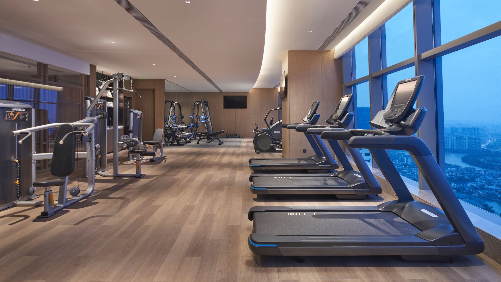 Hyatt Regency Changshu Kuncheng Lake Fitness Center
