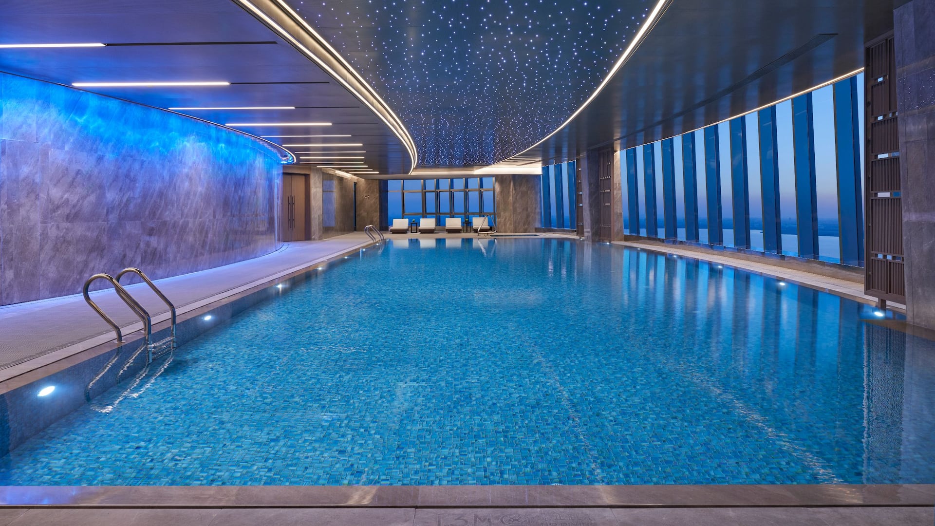 Hyatt Regency Changshu Kuncheng Lake Swimming Pool