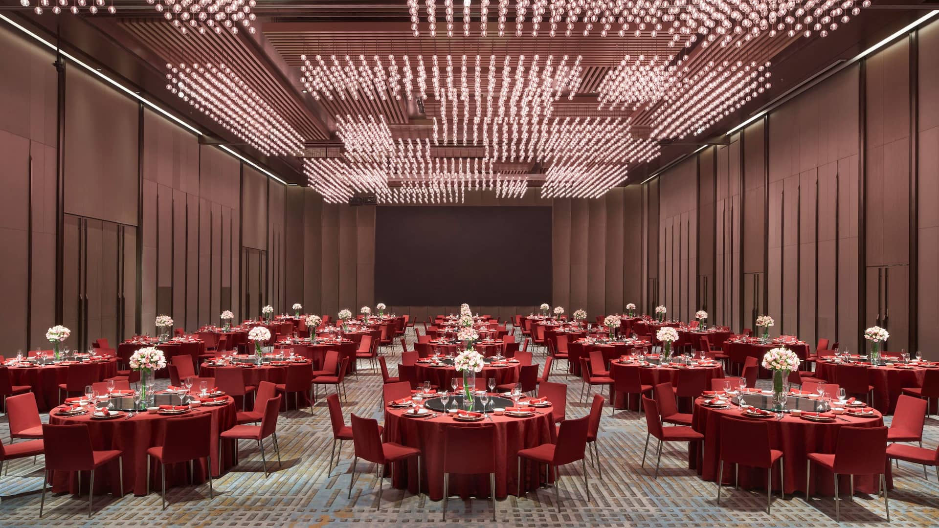 Hyatt Regency Changshu Kuncheng Lake Ballroom Banquet Wedding